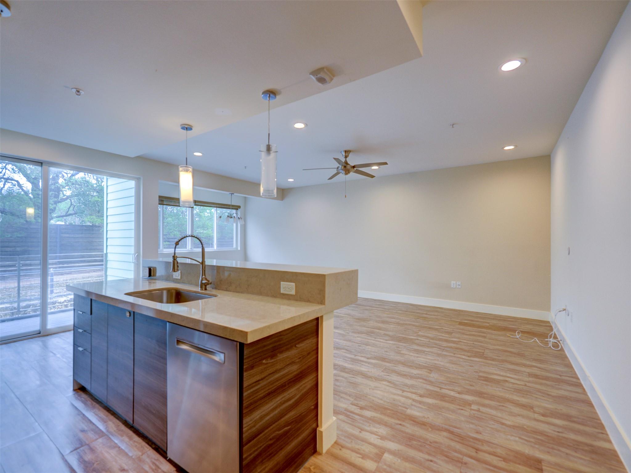 604 N Bluff Dr # 151, Austin, TX 78745