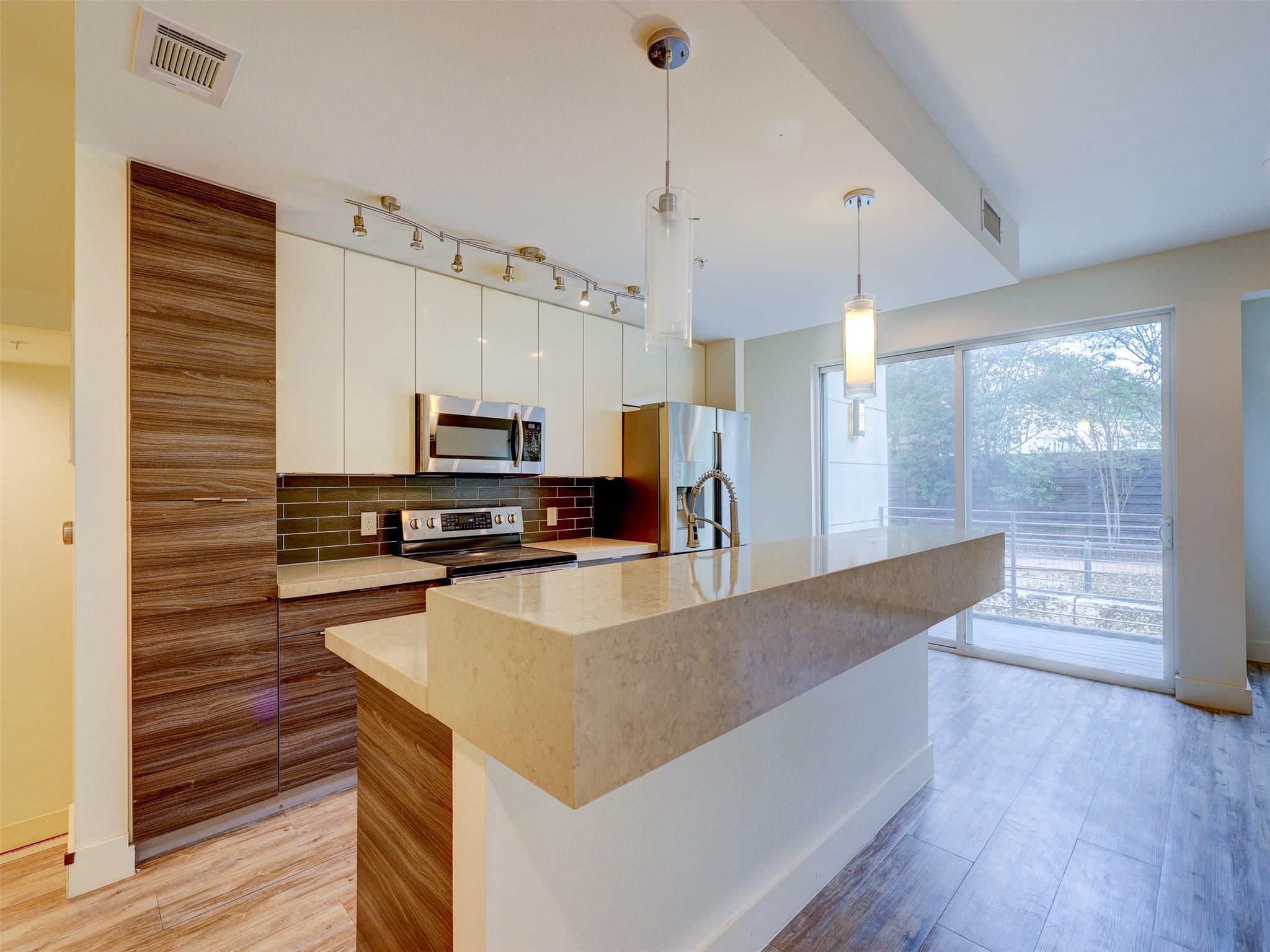 604 N Bluff Dr # 151, Austin, TX 78745