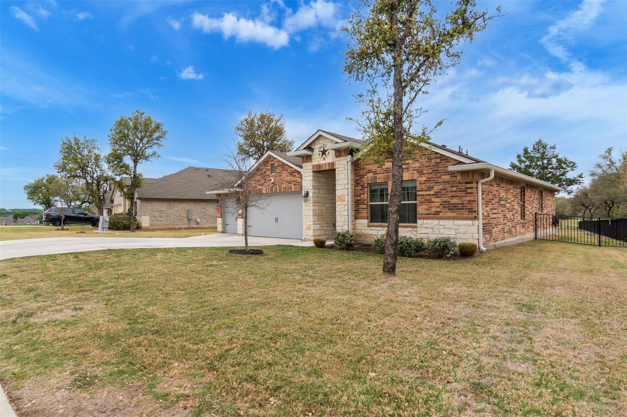 155 Tom Kite Dr, Burnet, TX 78611