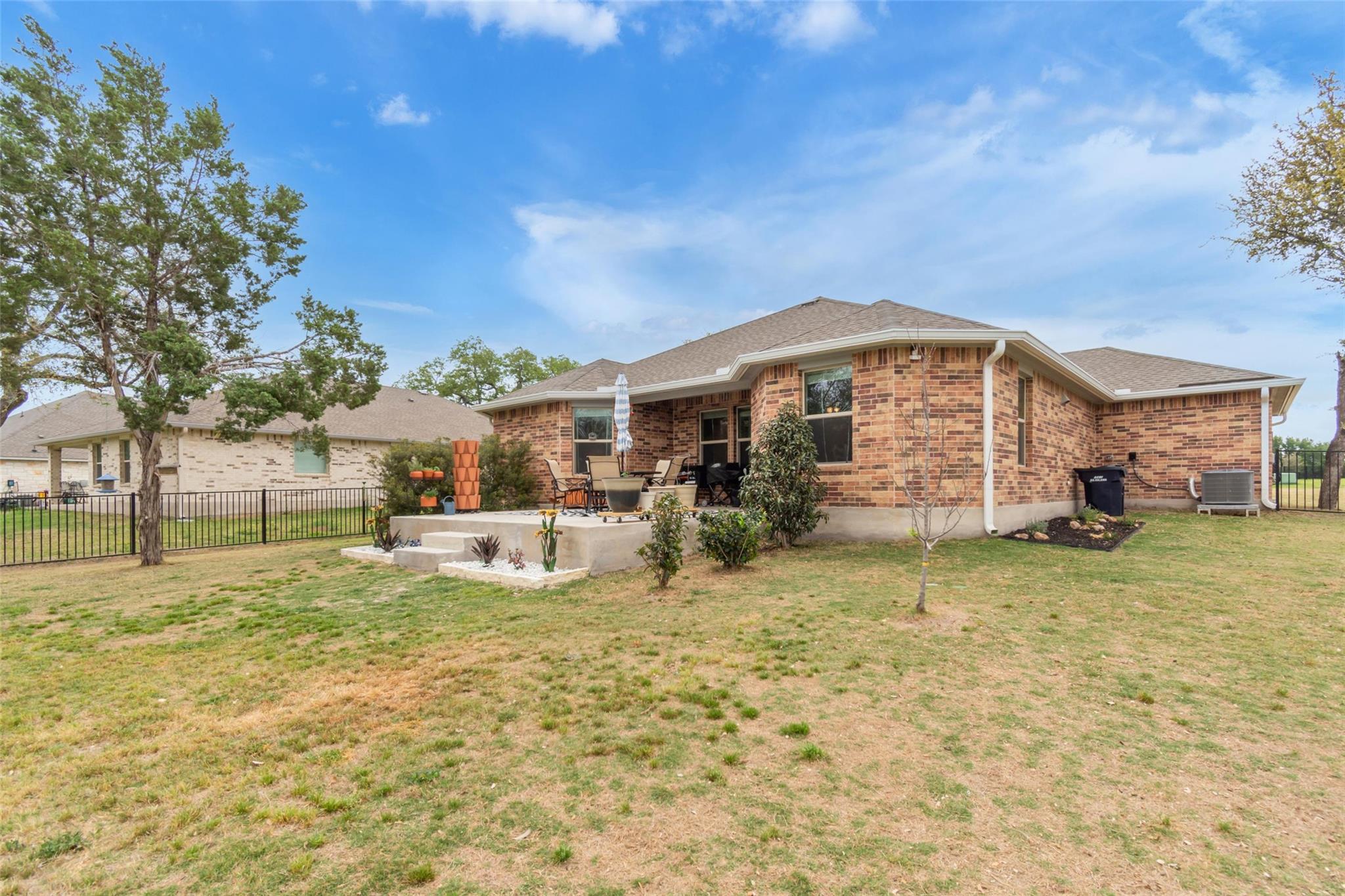 155 Tom Kite Dr, Burnet, TX 78611