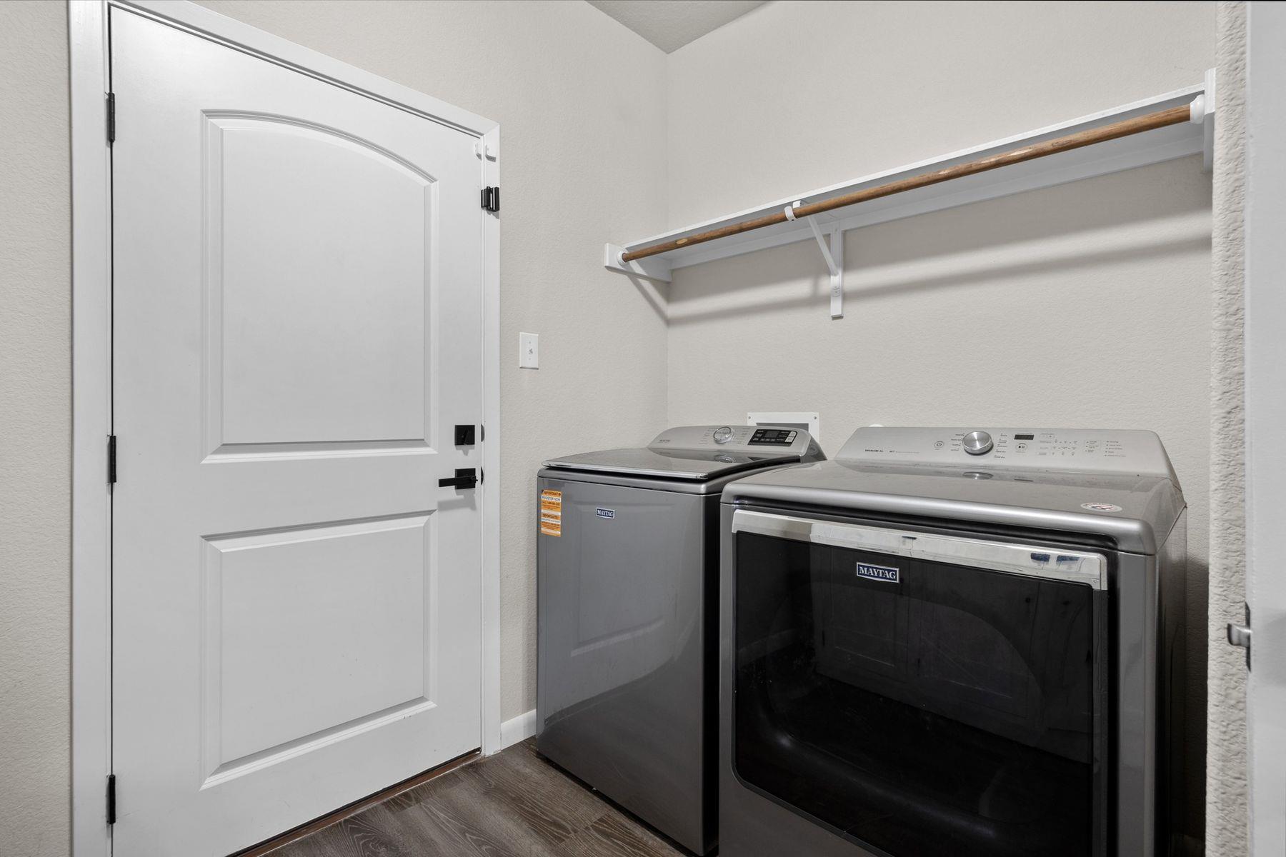 2612 American Dr, Lago Vista, TX 78645