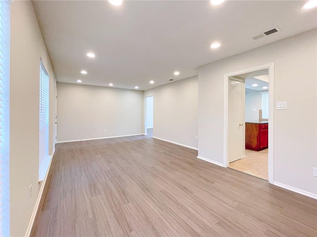 11807 Knights Brg, Austin, TX 78759