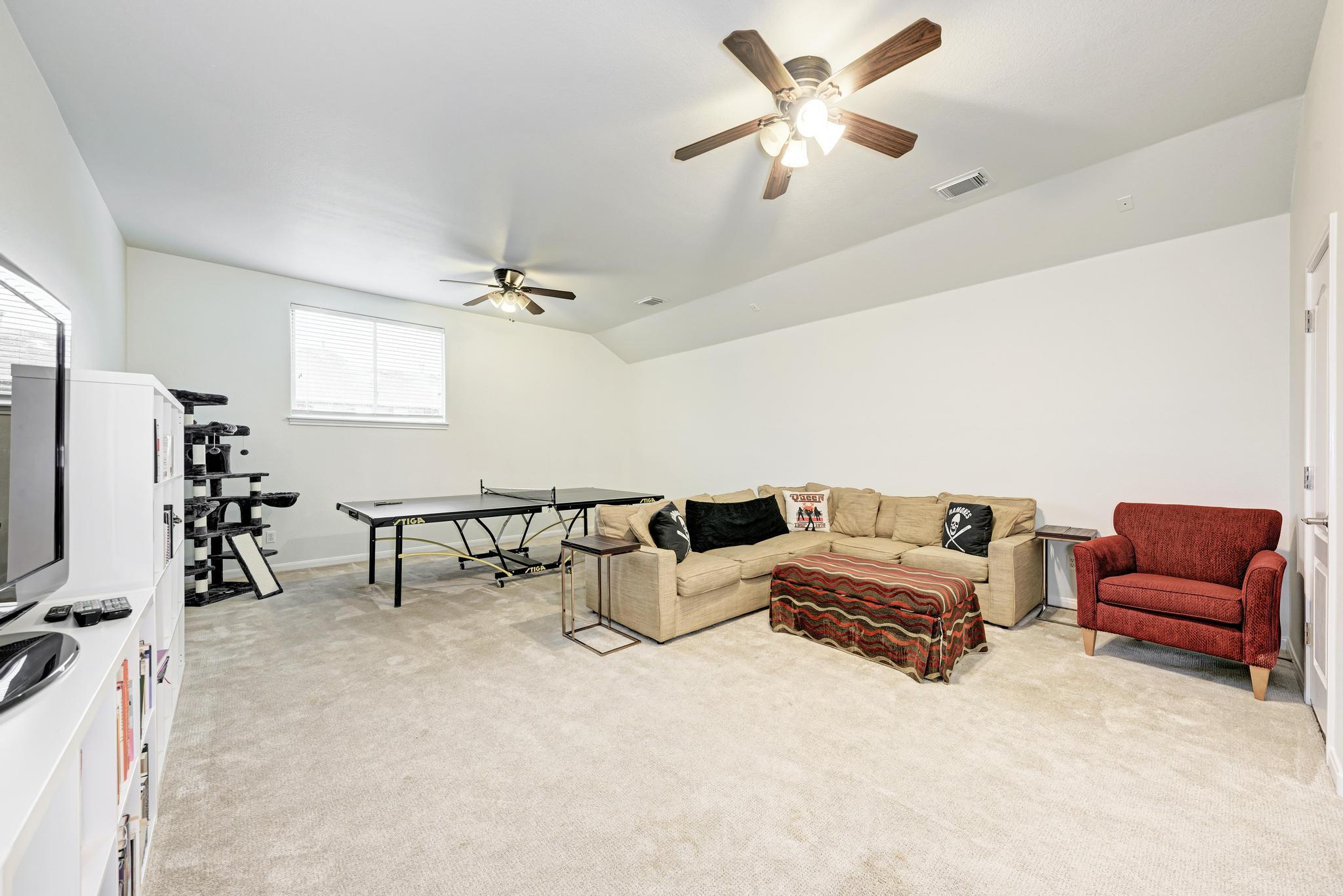 518 Victoria Dr, Cedar Park, TX 78613