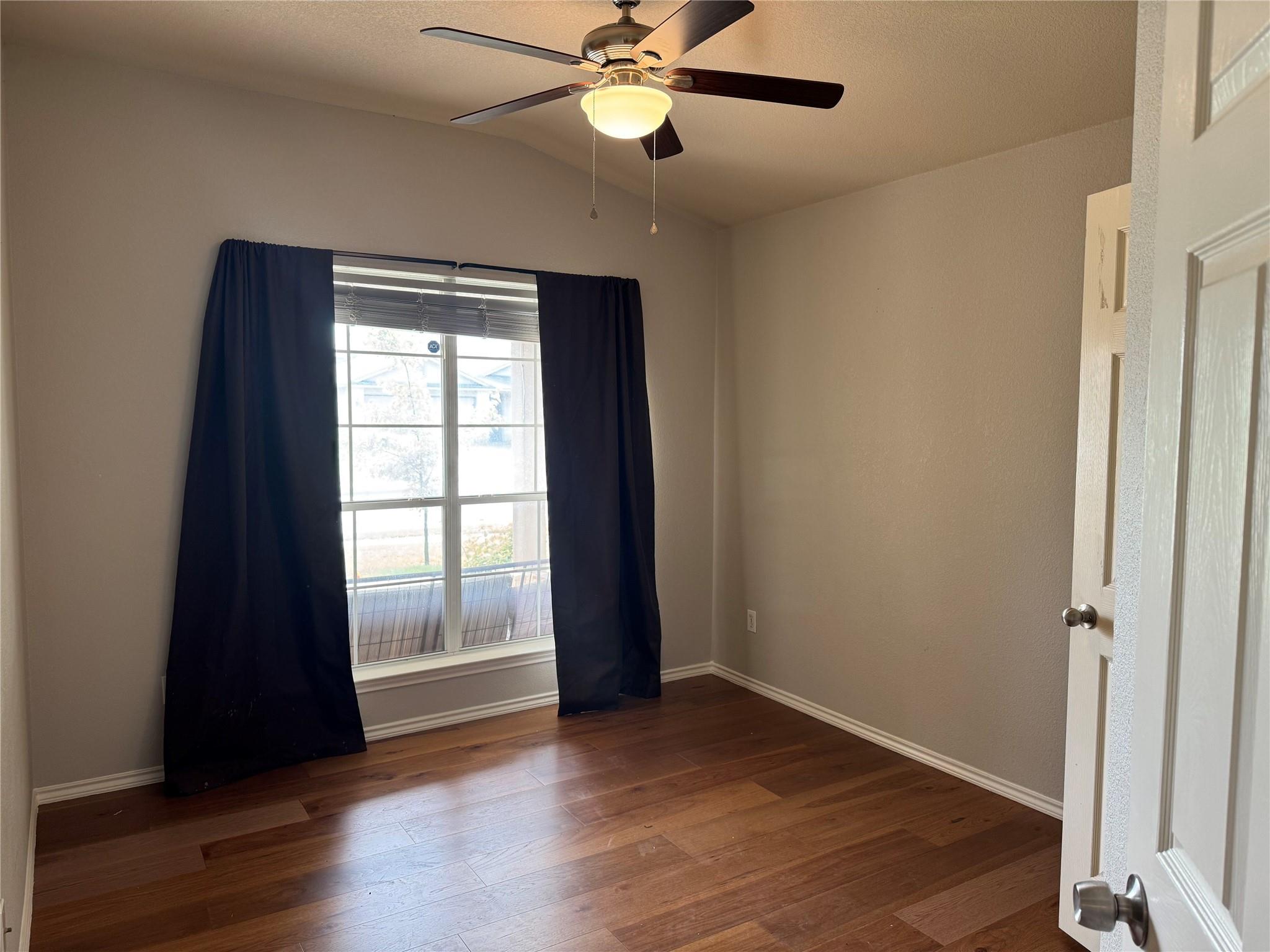 328 Altamont St, Hutto, TX 78634