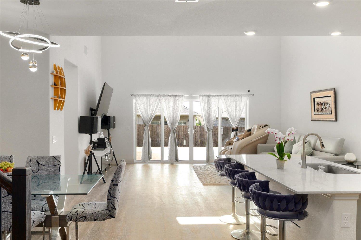 18005 Umberto Dr, Pflugerville, TX 78660