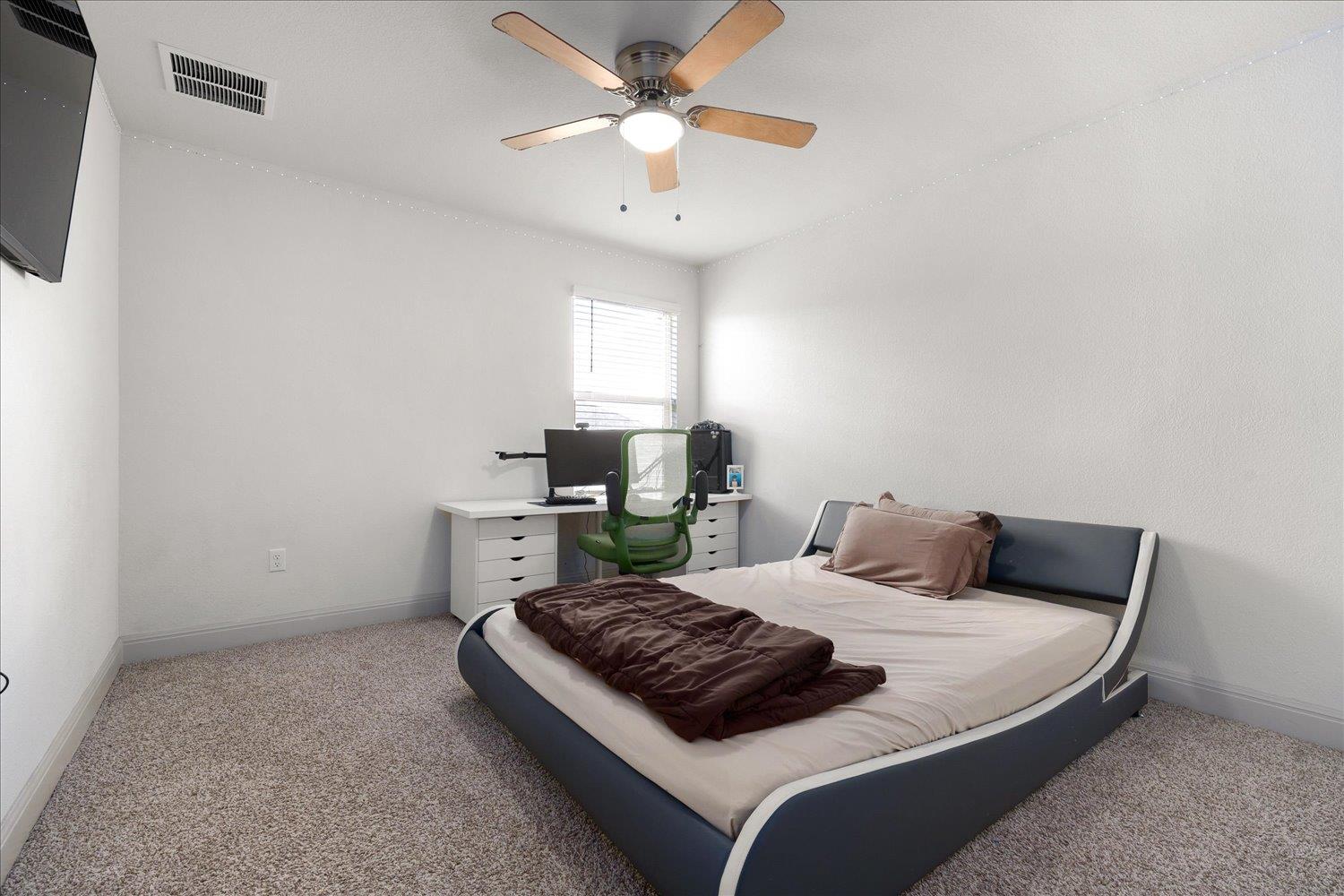 18005 Umberto Dr, Pflugerville, TX 78660