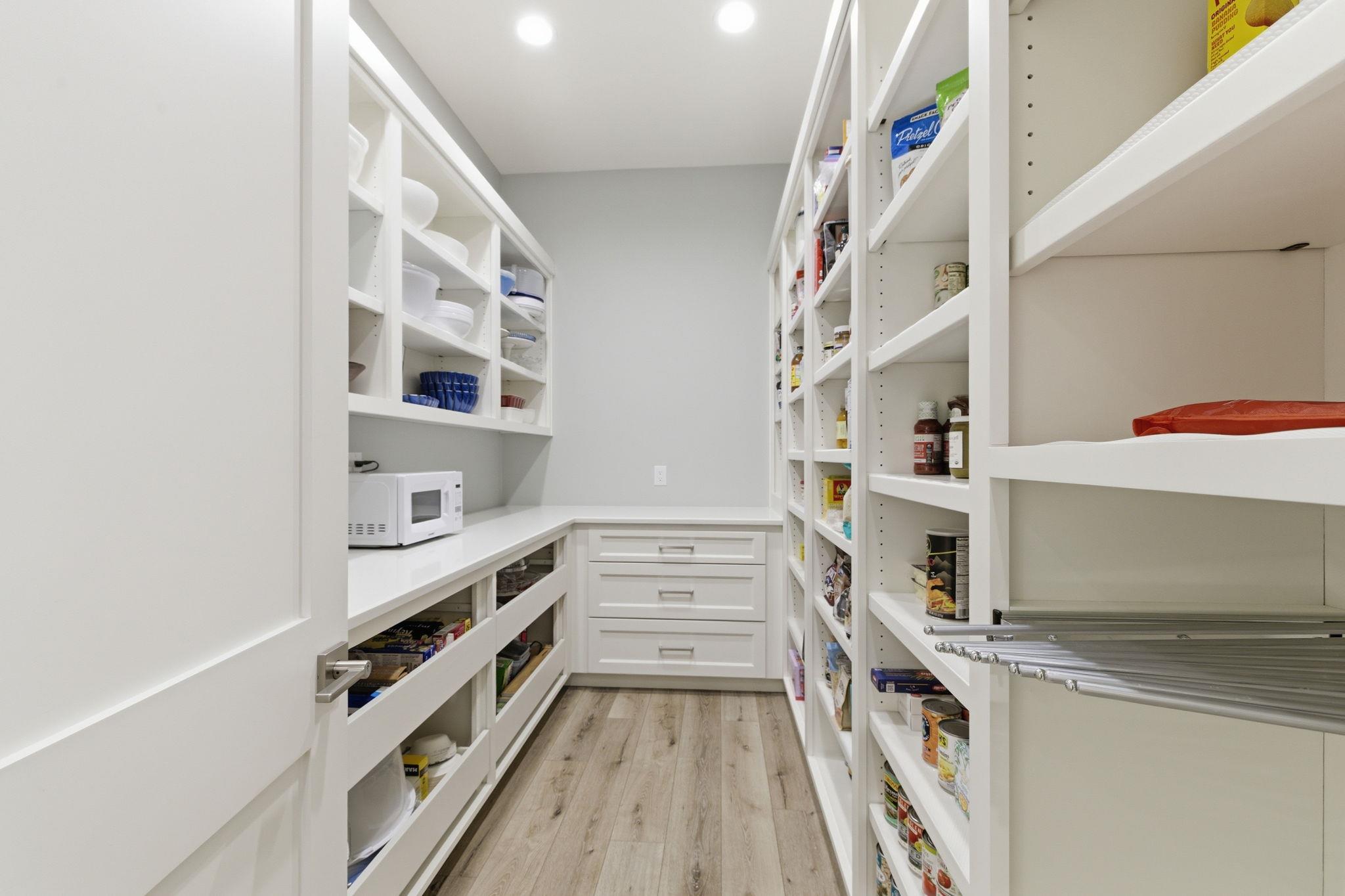 136 S Shorewood Dr, Granite Shoals, TX 78654