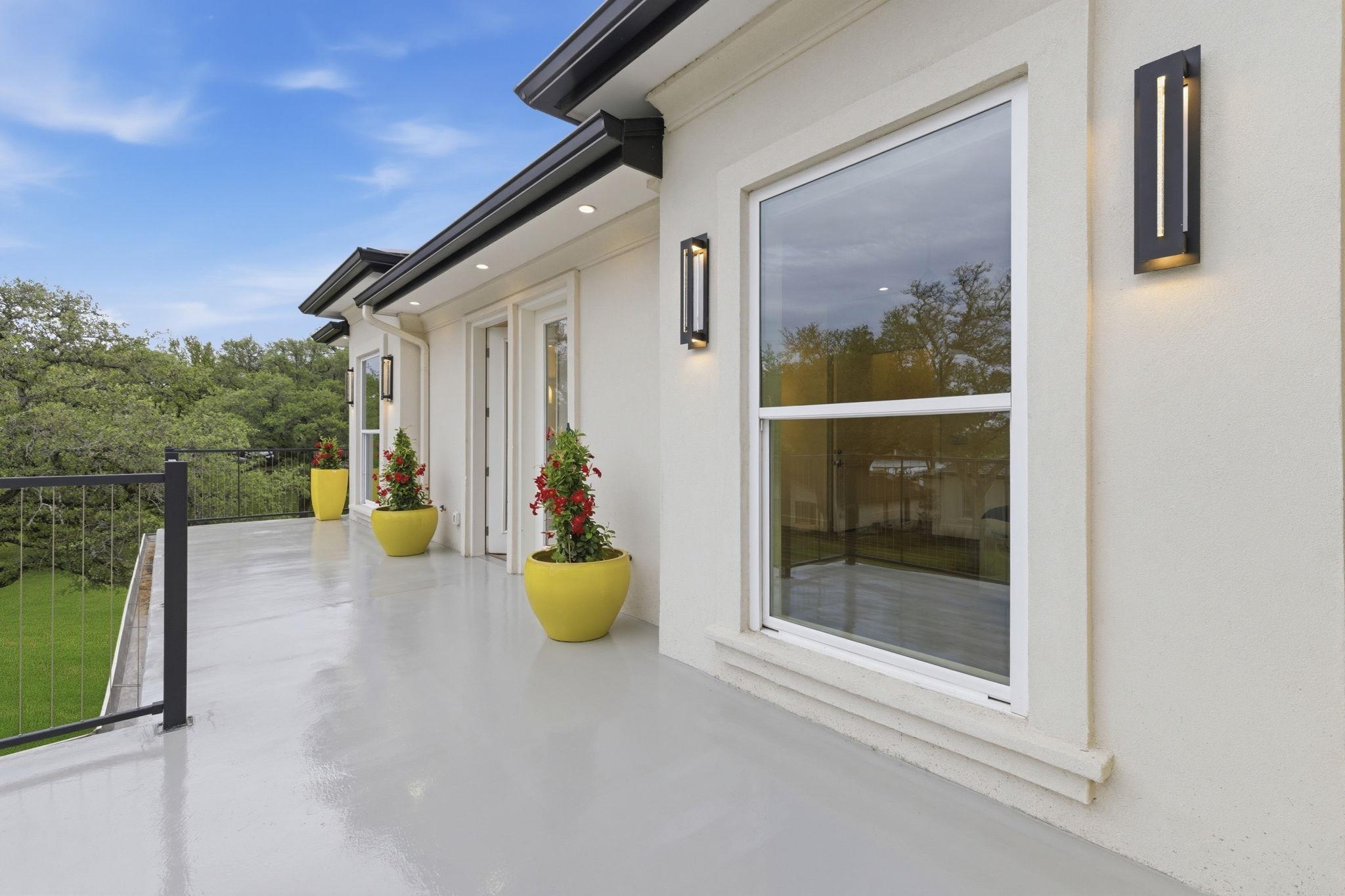 136 S Shorewood Dr, Granite Shoals, TX 78654