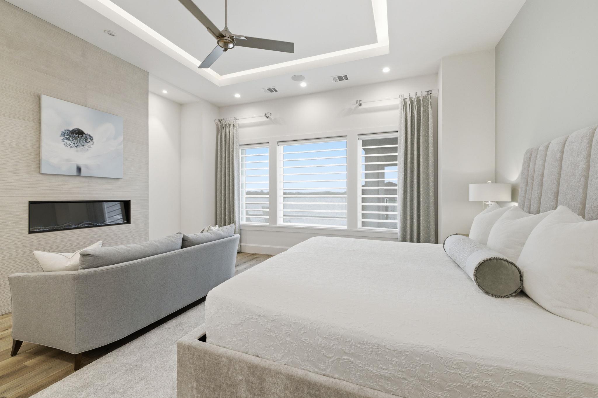 136 S Shorewood Dr, Granite Shoals, TX 78654