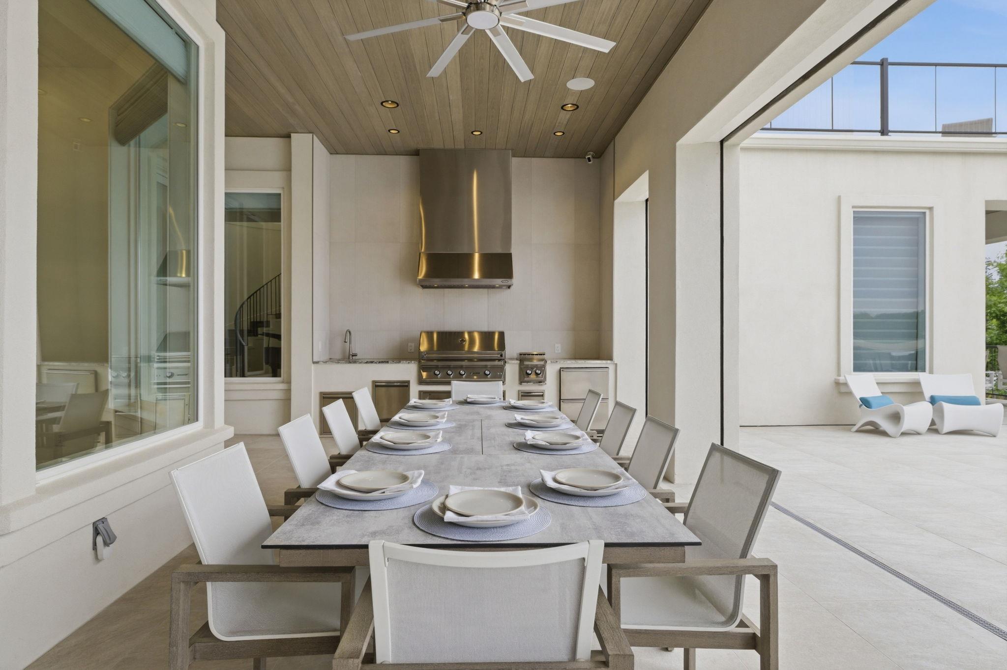 136 S Shorewood Dr, Granite Shoals, TX 78654