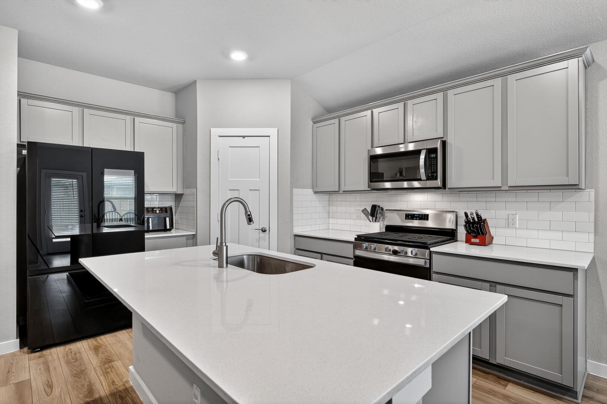 117 Halford Rd, Georgetown, TX 78633