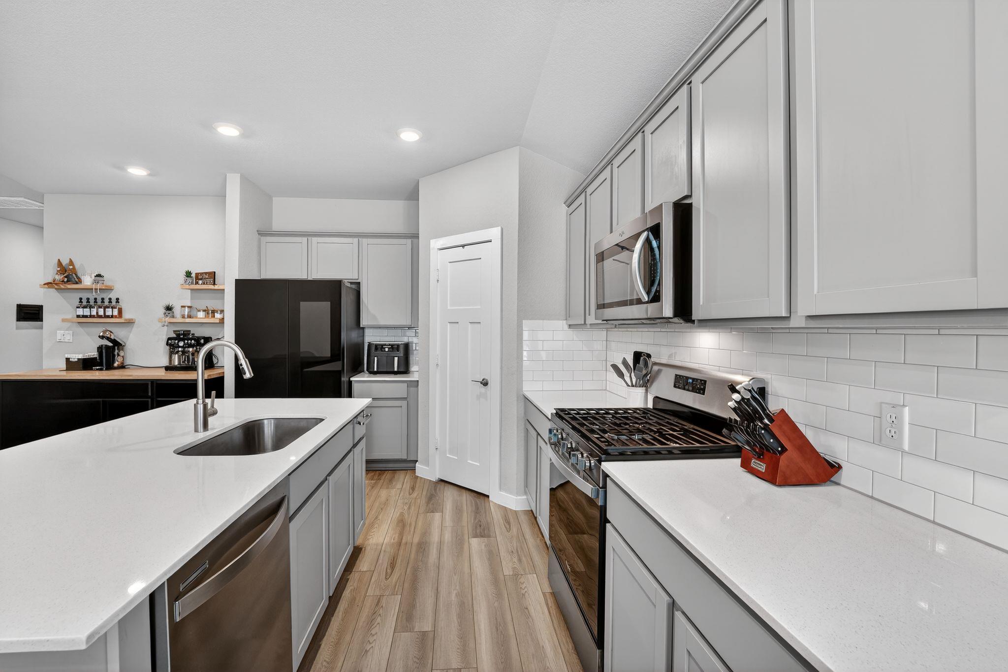 117 Halford Rd, Georgetown, TX 78633