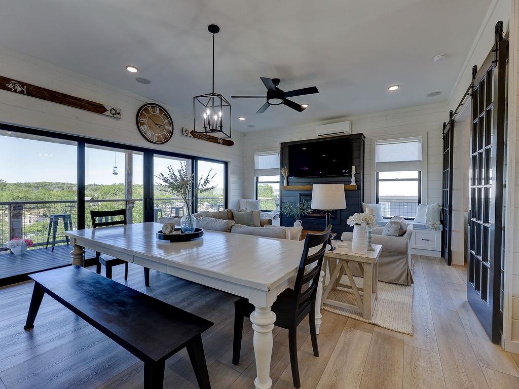 22516 Felicia Dr, Spicewood, TX 78669