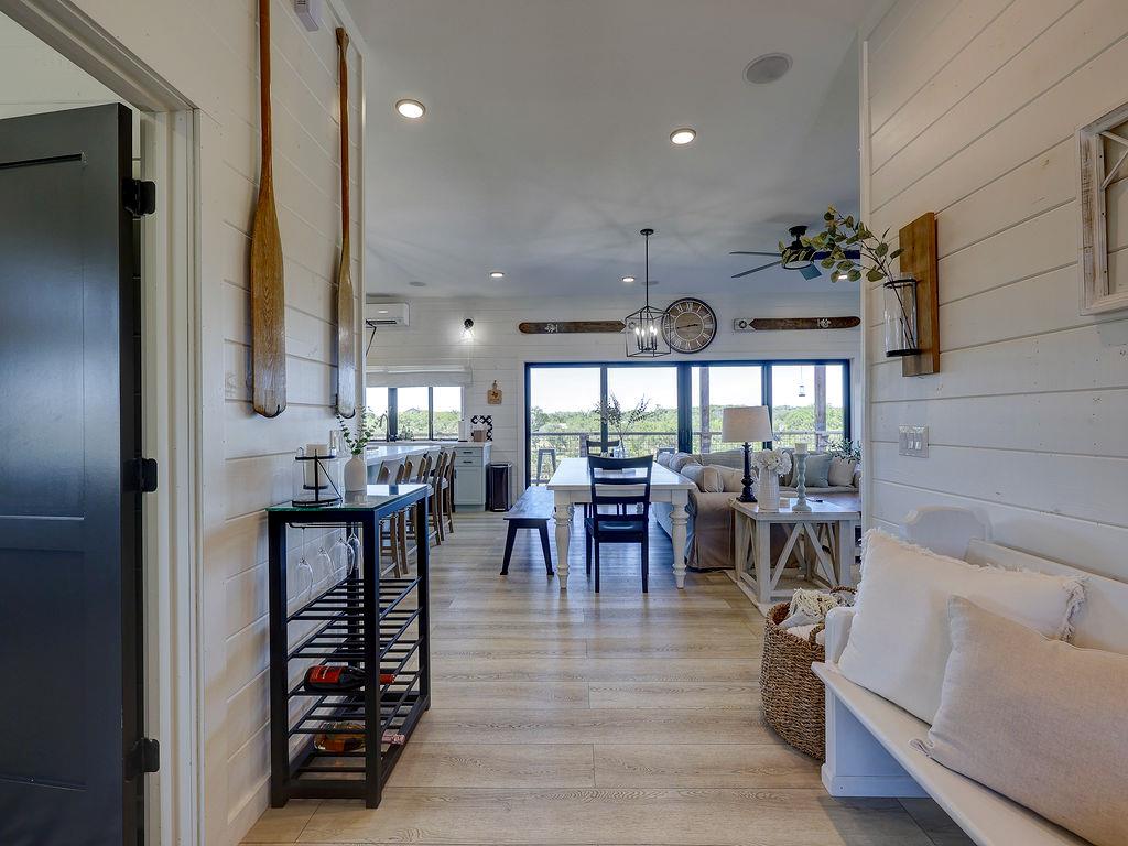 22516 Felicia Dr, Spicewood, TX 78669