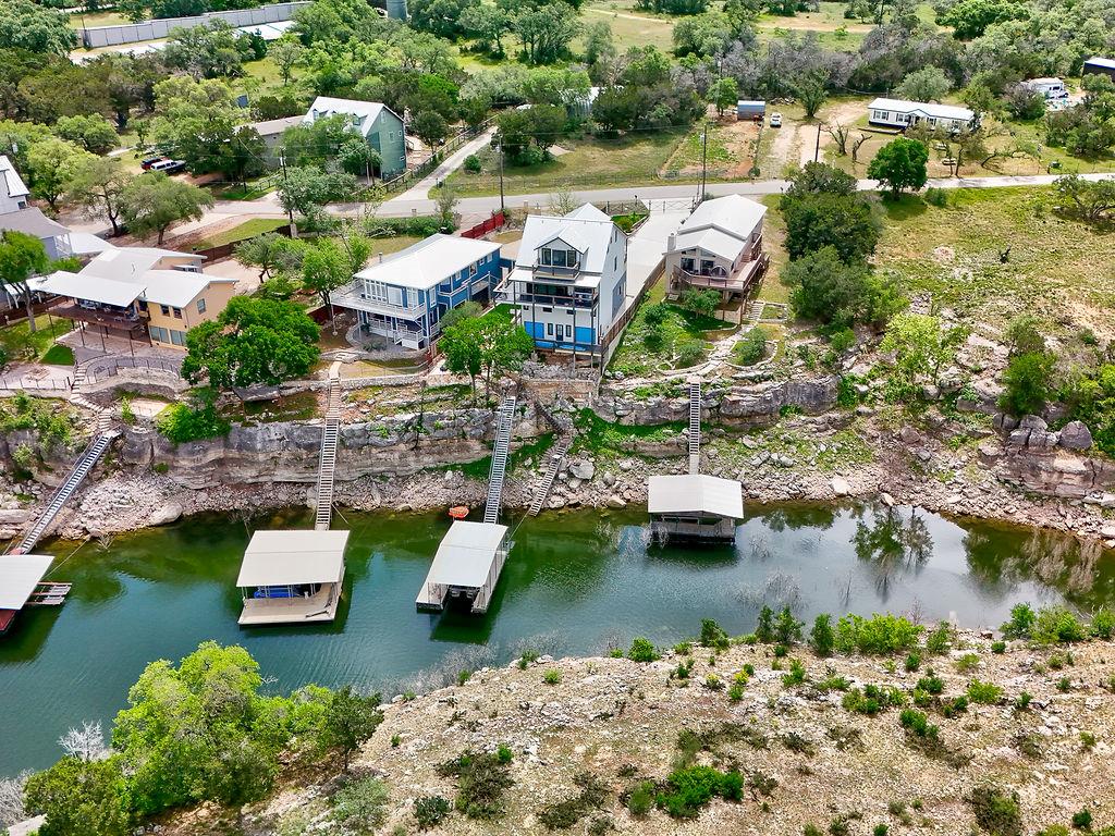 22516 Felicia Dr, Spicewood, TX 78669