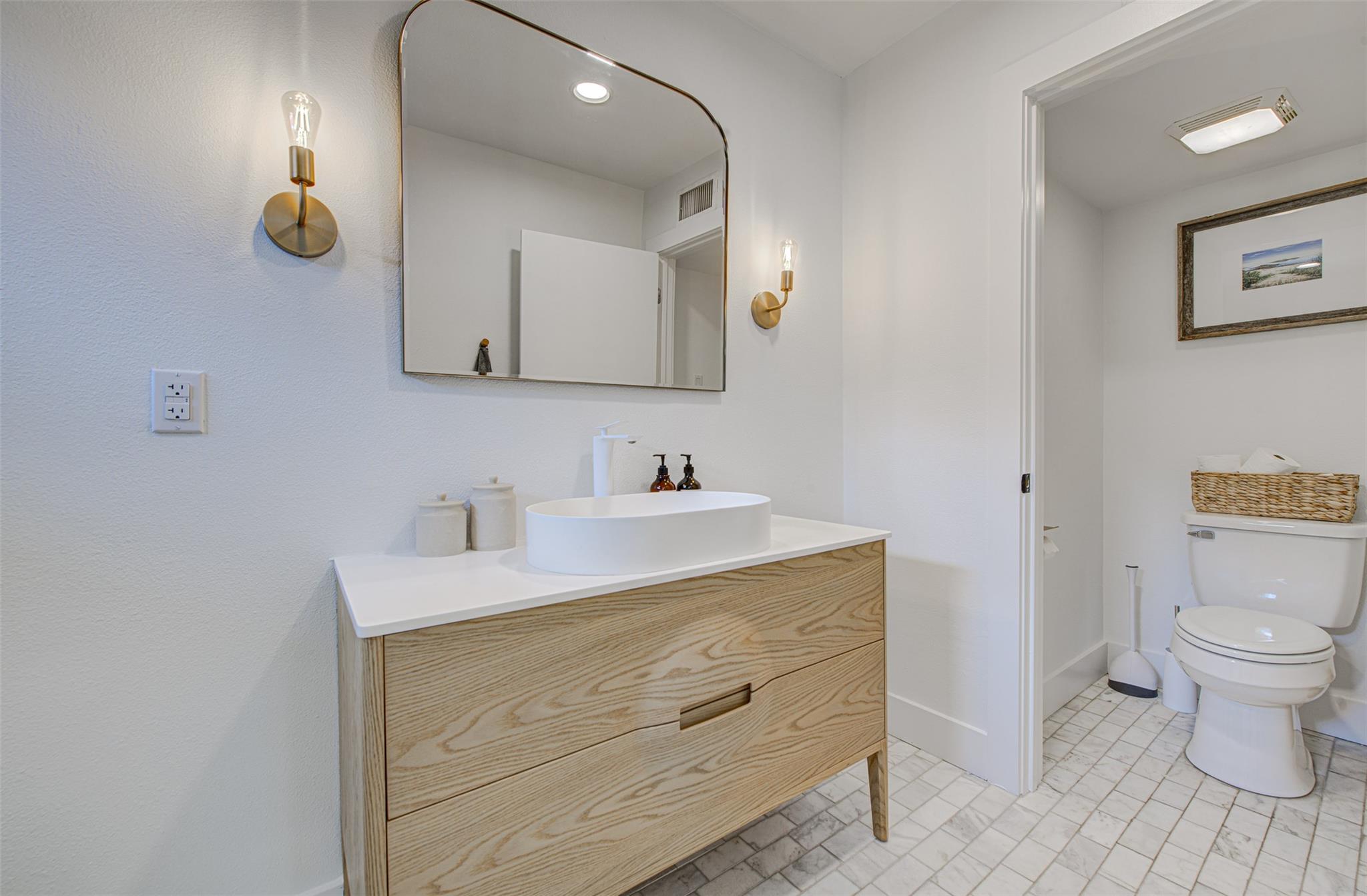 2601 Geraghty Ave, Austin, TX 78757