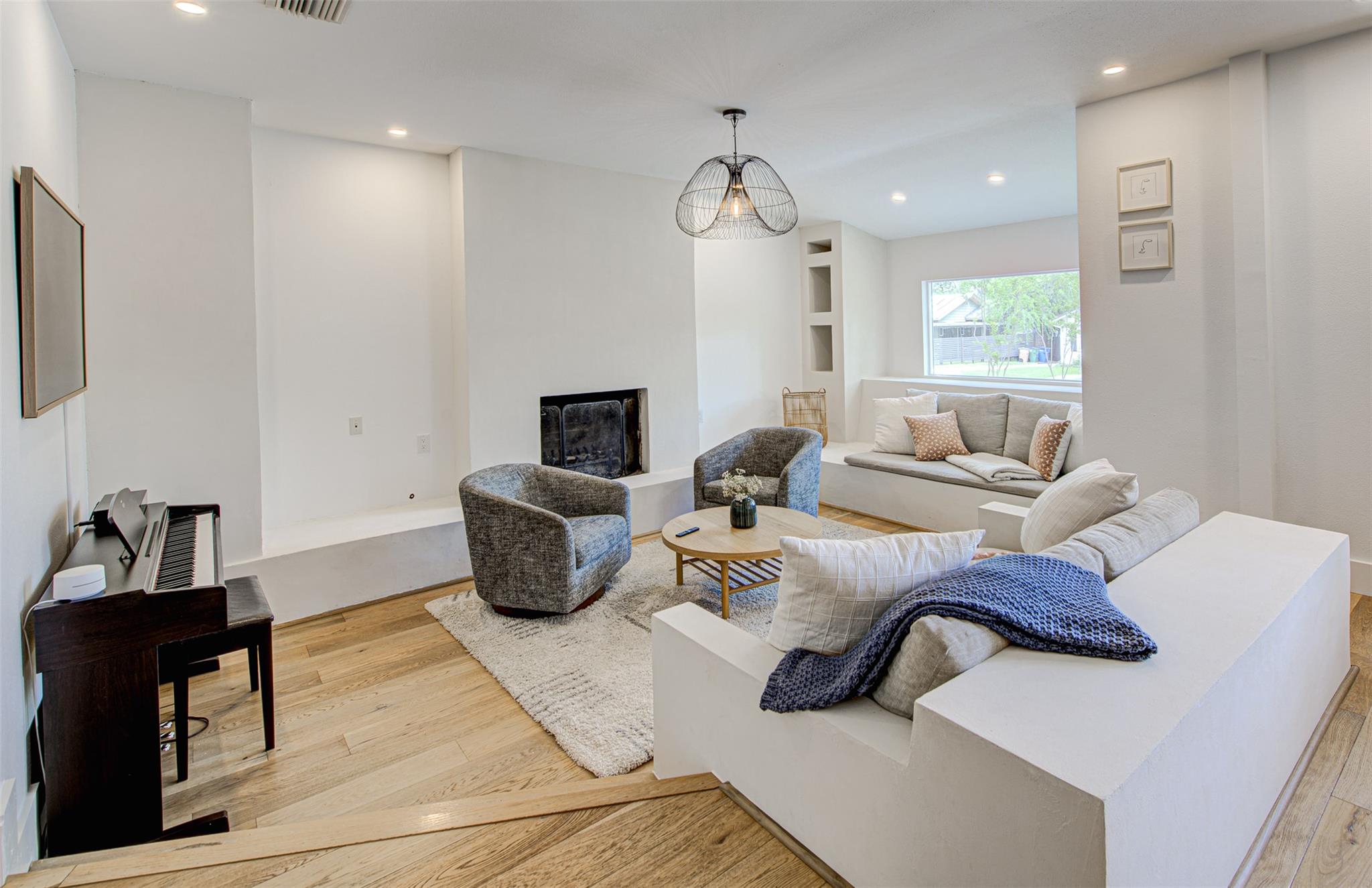 2601 Geraghty Ave, Austin, TX 78757