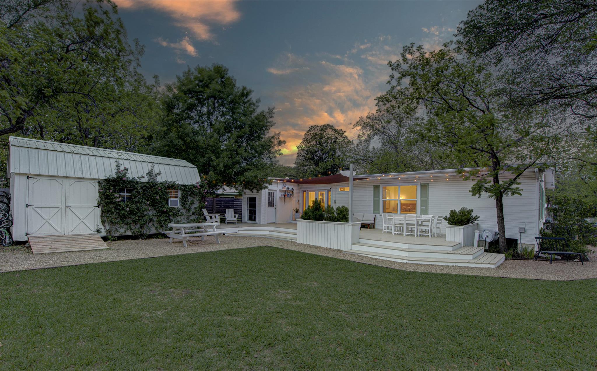 2601 Geraghty Ave, Austin, TX 78757