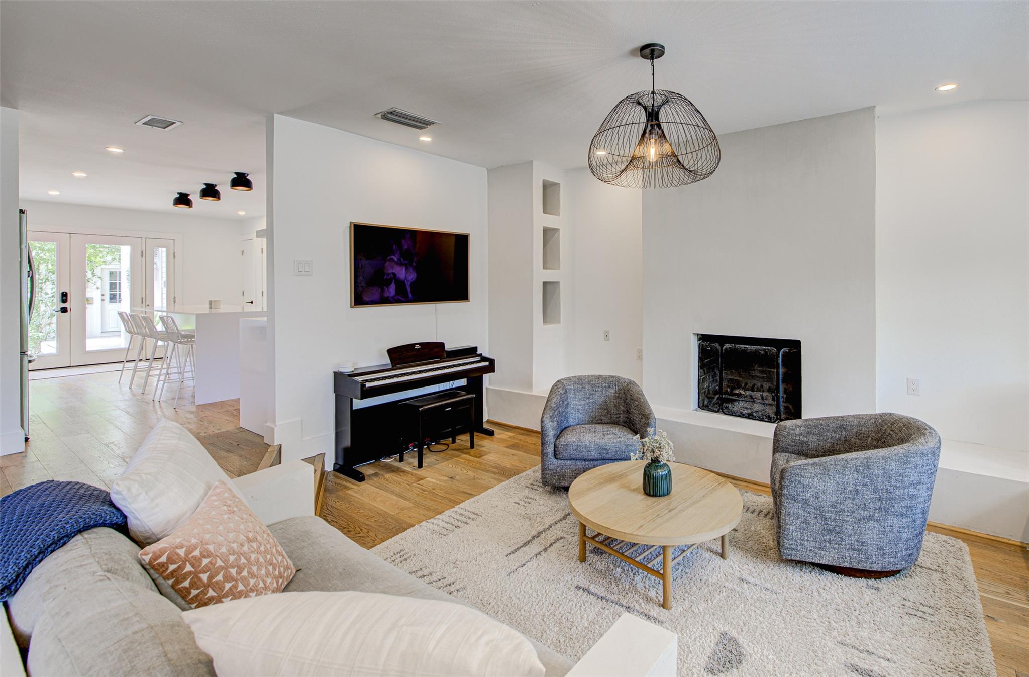 2601 Geraghty Ave, Austin, TX 78757