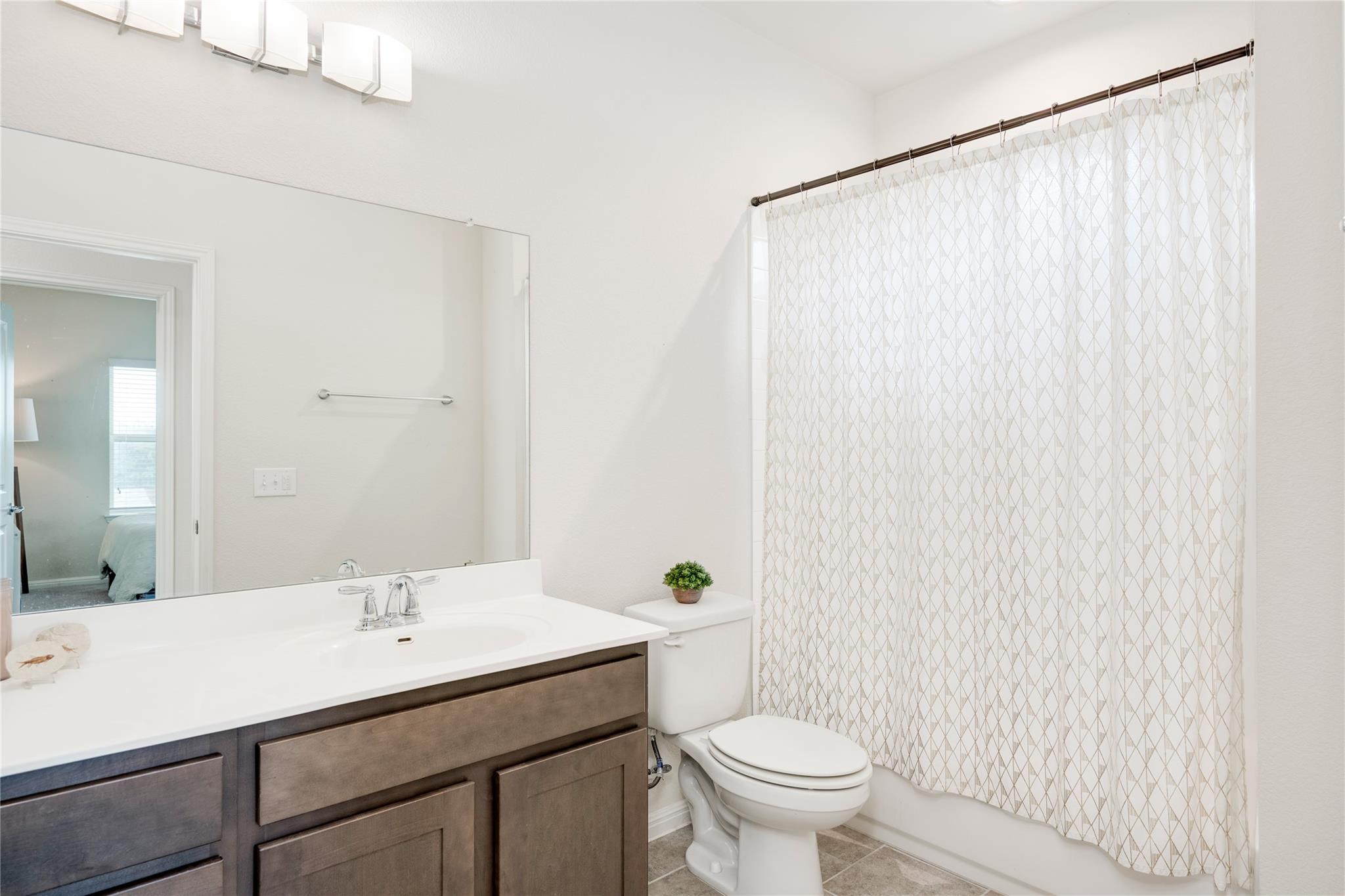 5805 Charles Merle Dr # 4, Austin, TX 78747