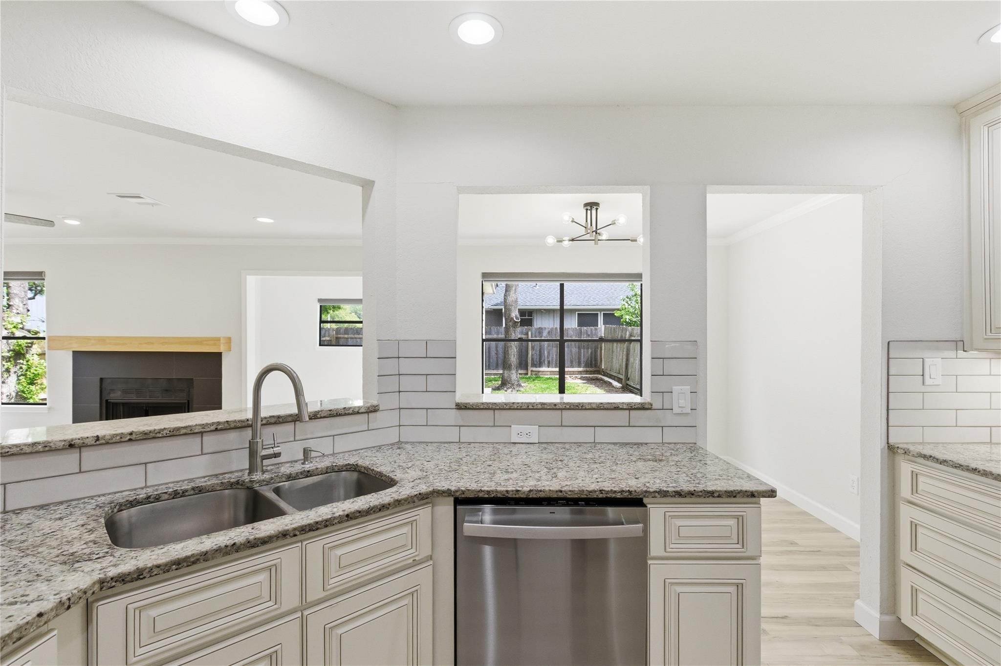 2326 Dowd Ln, Austin, TX 78728