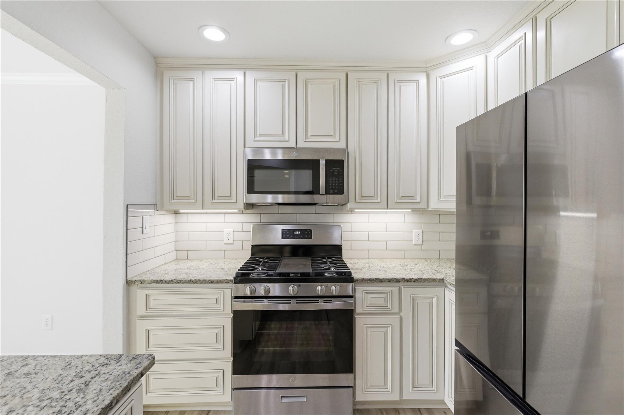 2326 Dowd Ln, Austin, TX 78728