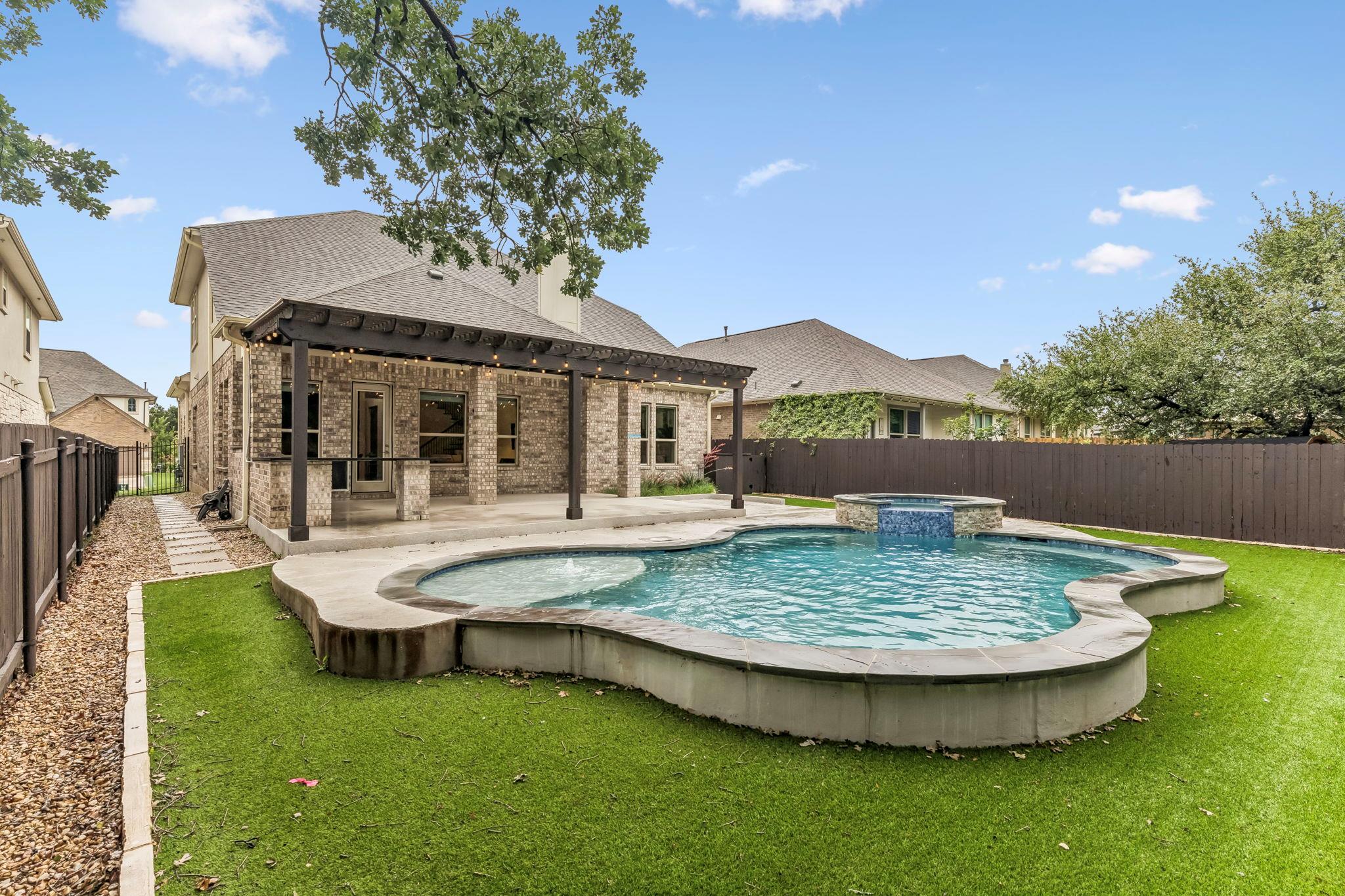 2432 Soprano Way, Round Rock, TX 78681