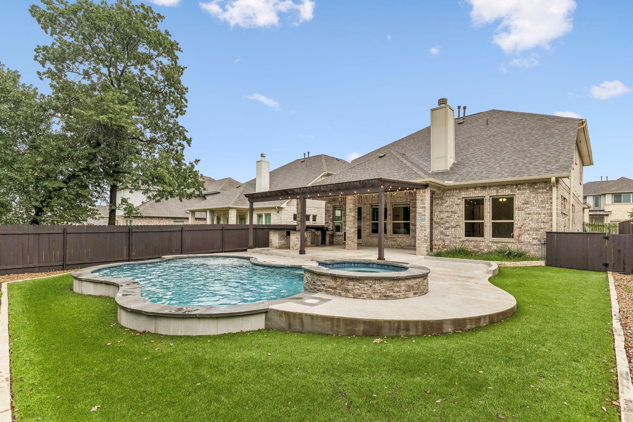 2432 Soprano Way, Round Rock, TX 78681