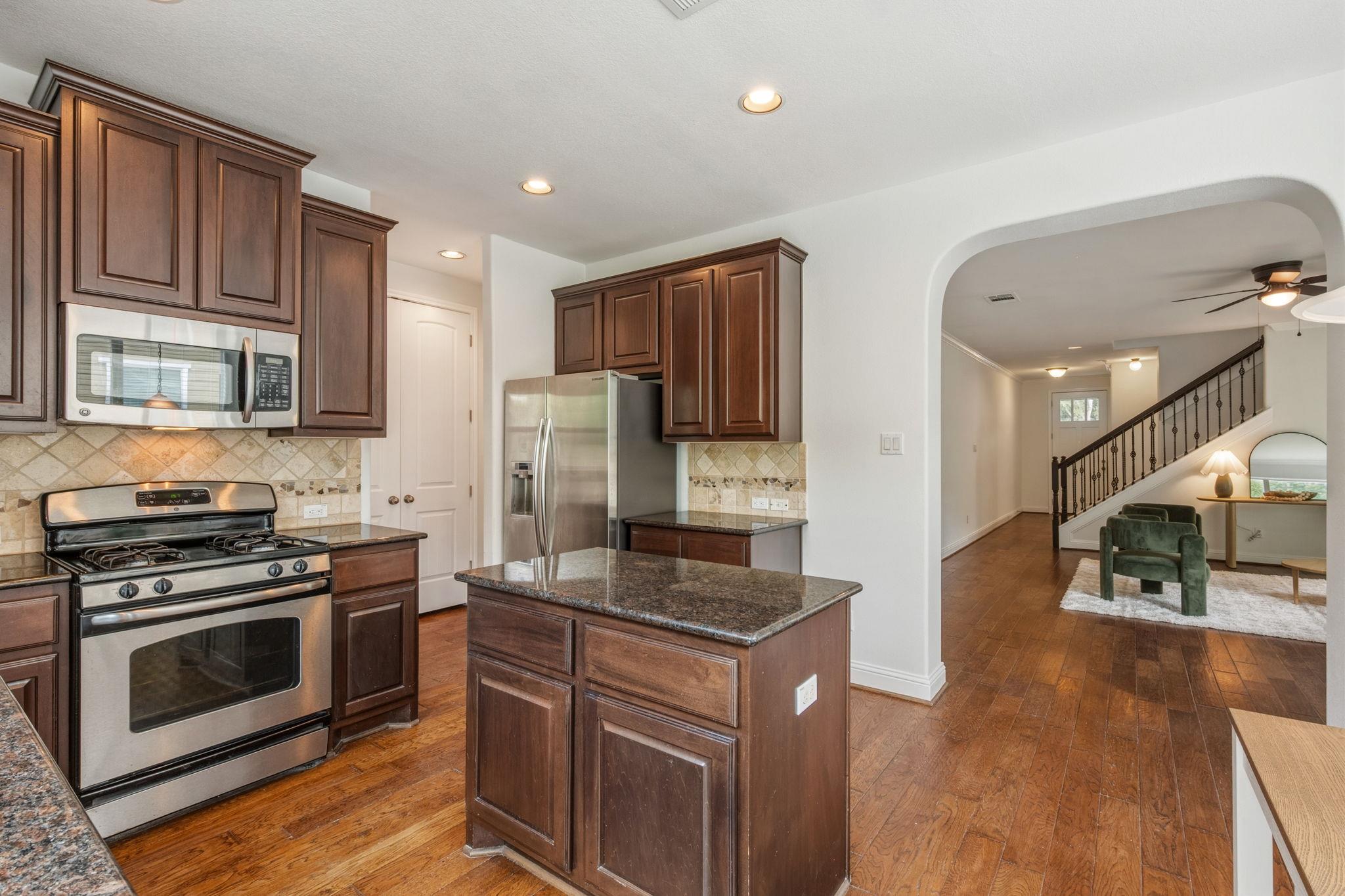 6004 Whipple Way, Austin, TX 78745