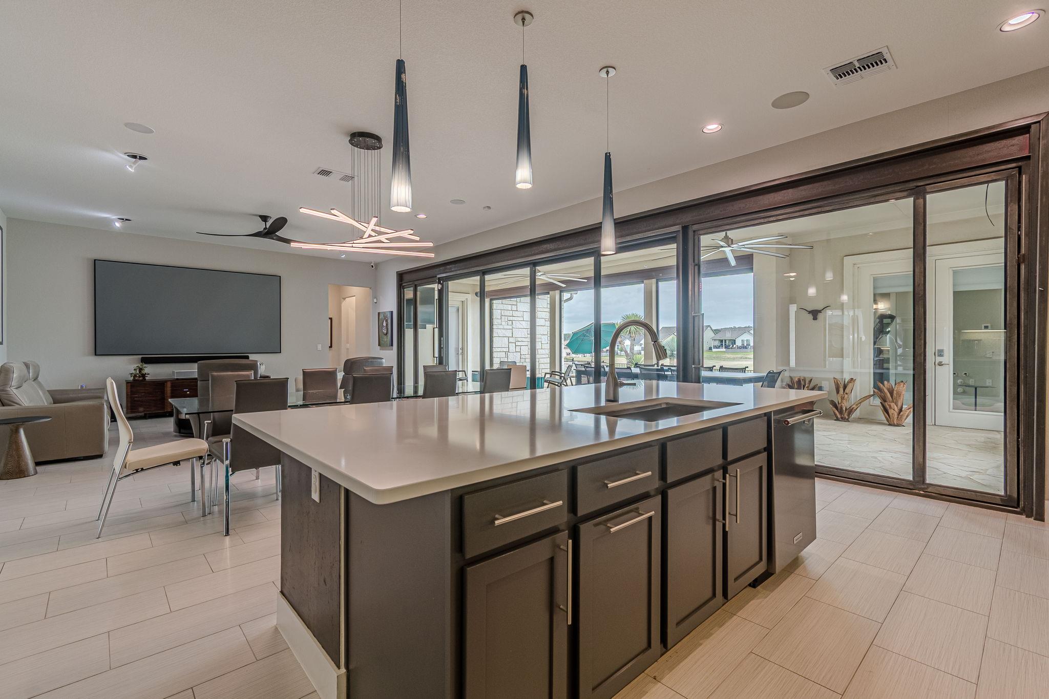 205 Playing Cypress Dr, San Marcos, TX 78666