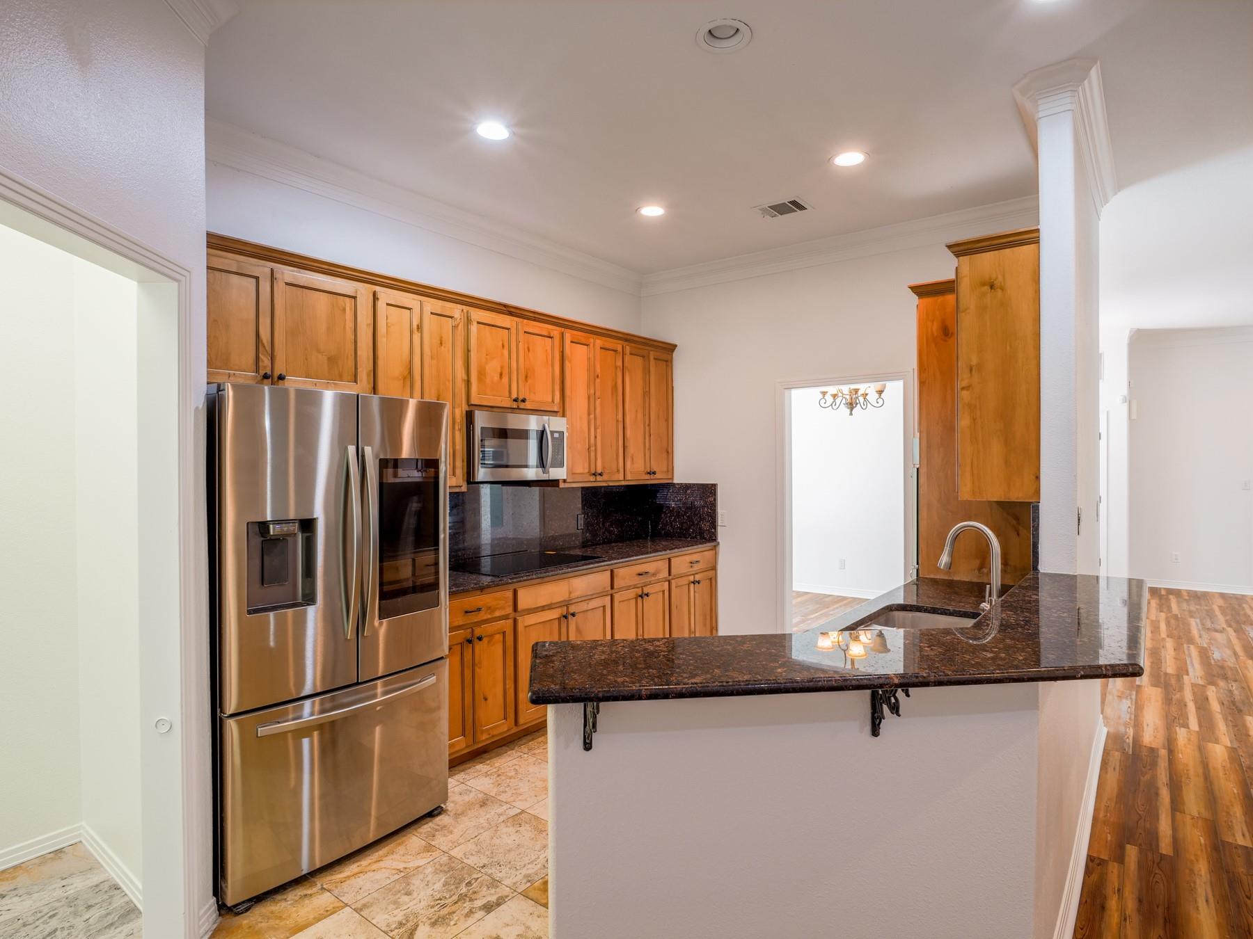 1237 Ridge Harbor Dr, Spicewood, TX 78669