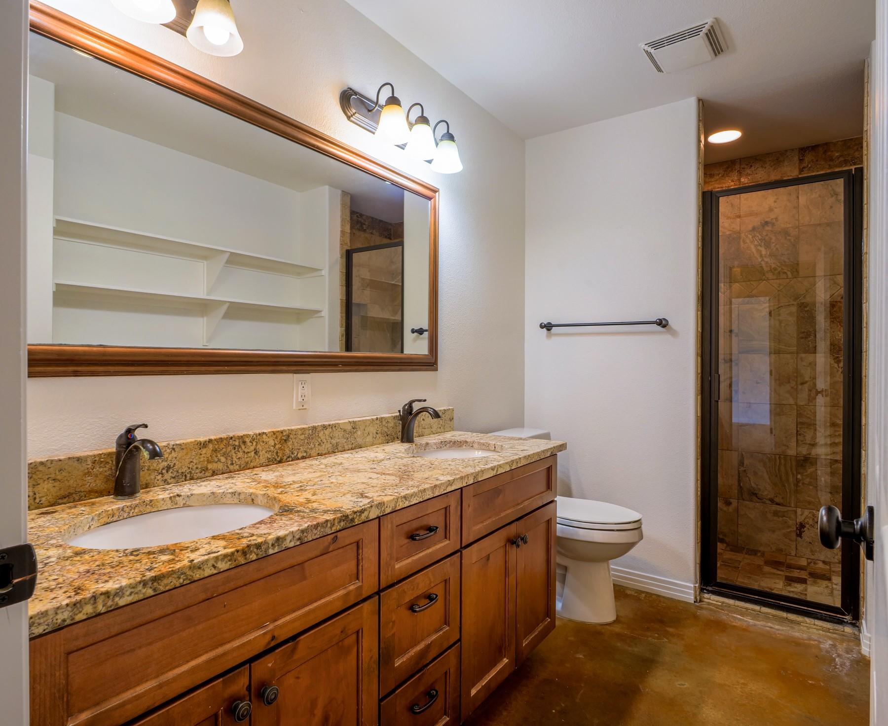 1237 Ridge Harbor Dr, Spicewood, TX 78669