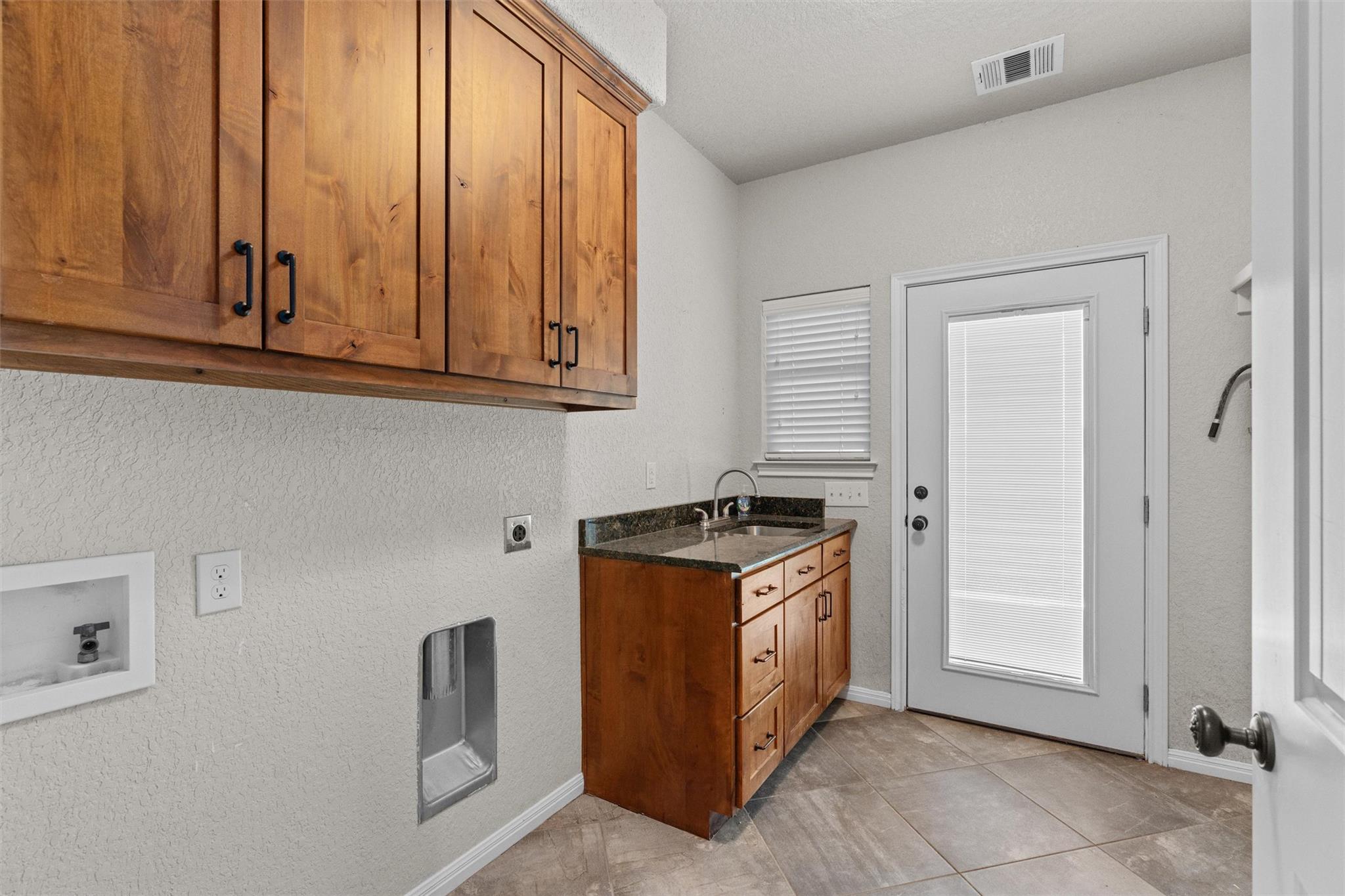 1167 County Road 427, Thrall, TX 76578