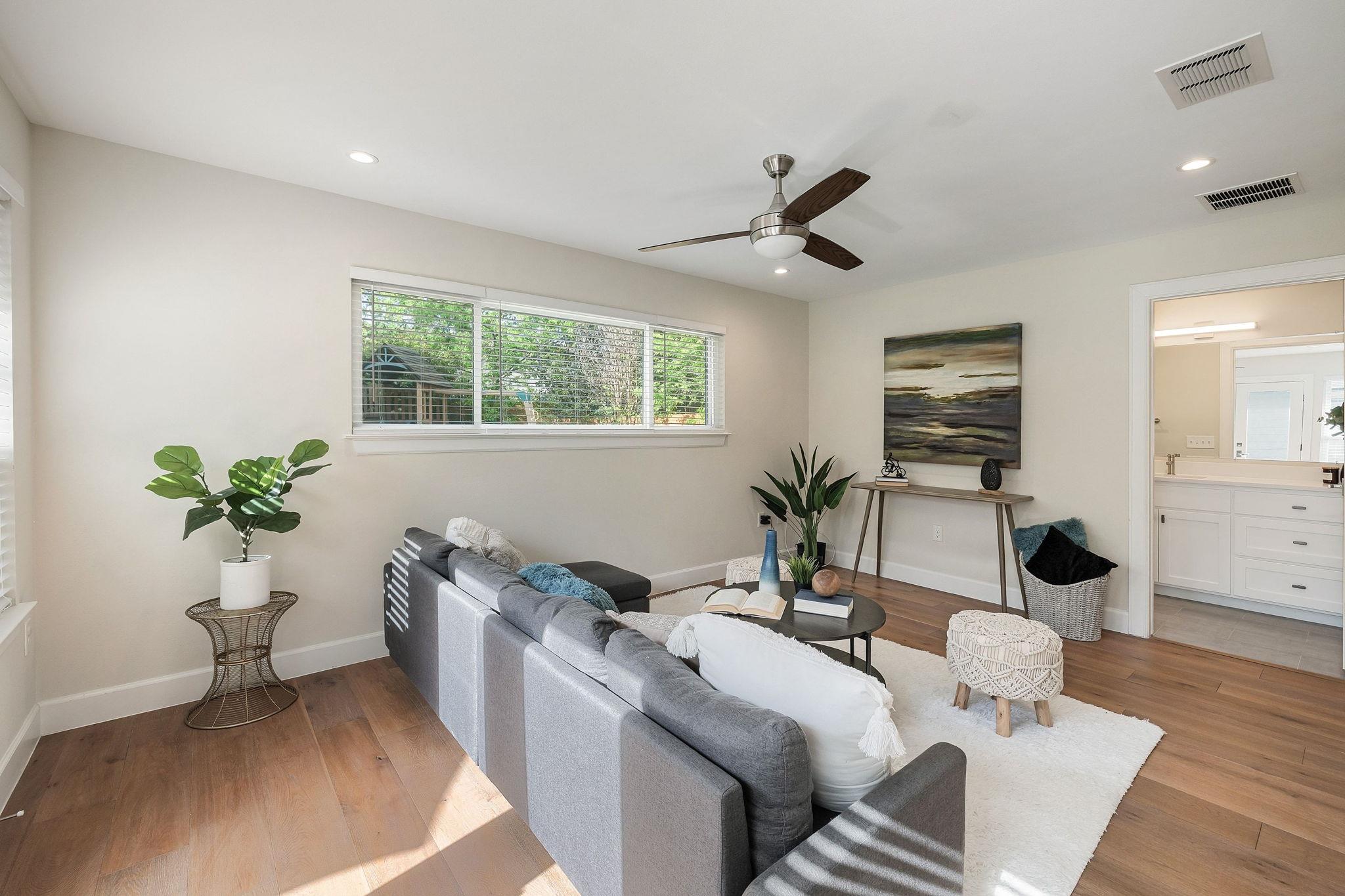 1711 Belford Dr, Austin, TX 78757