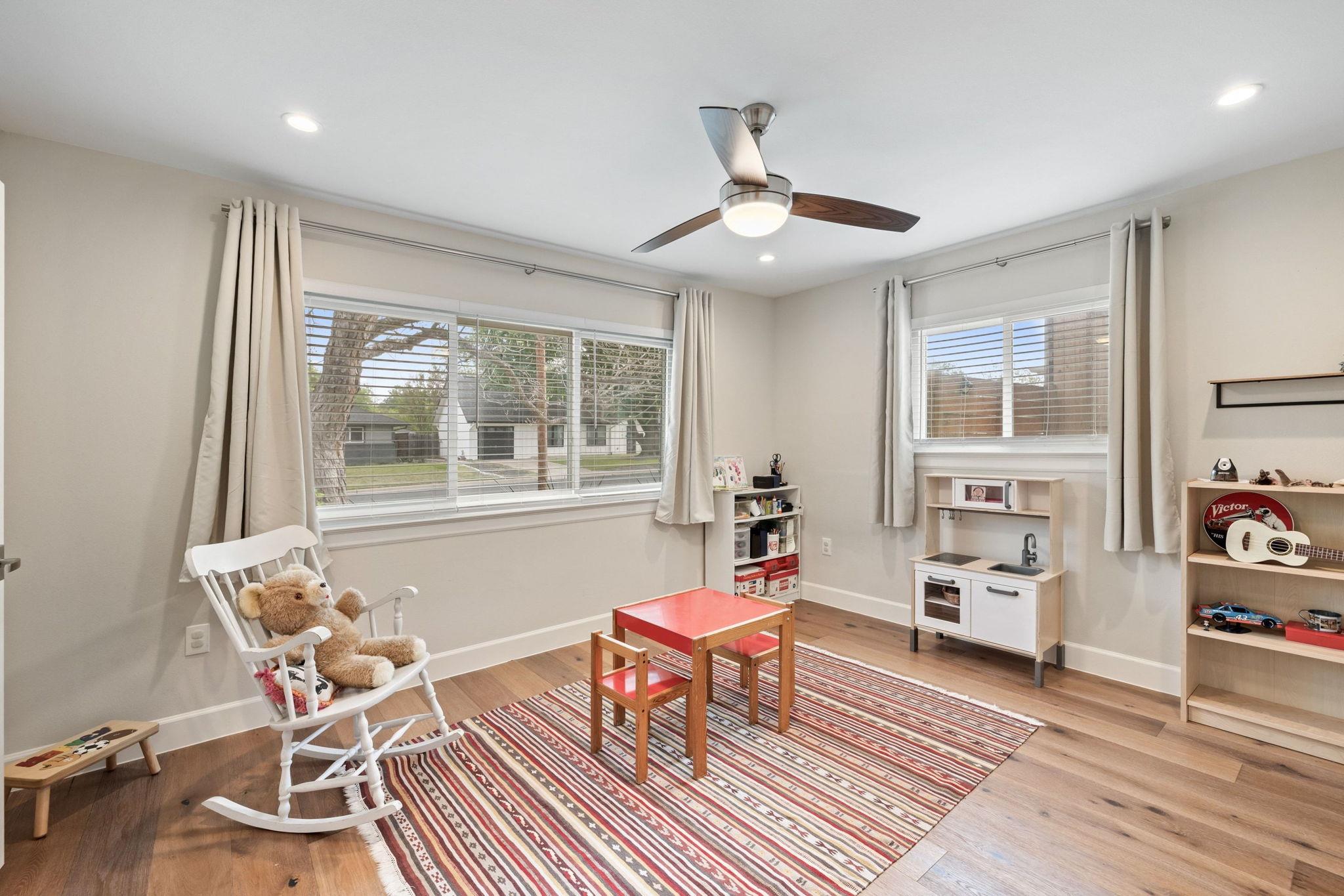 1711 Belford Dr, Austin, TX 78757