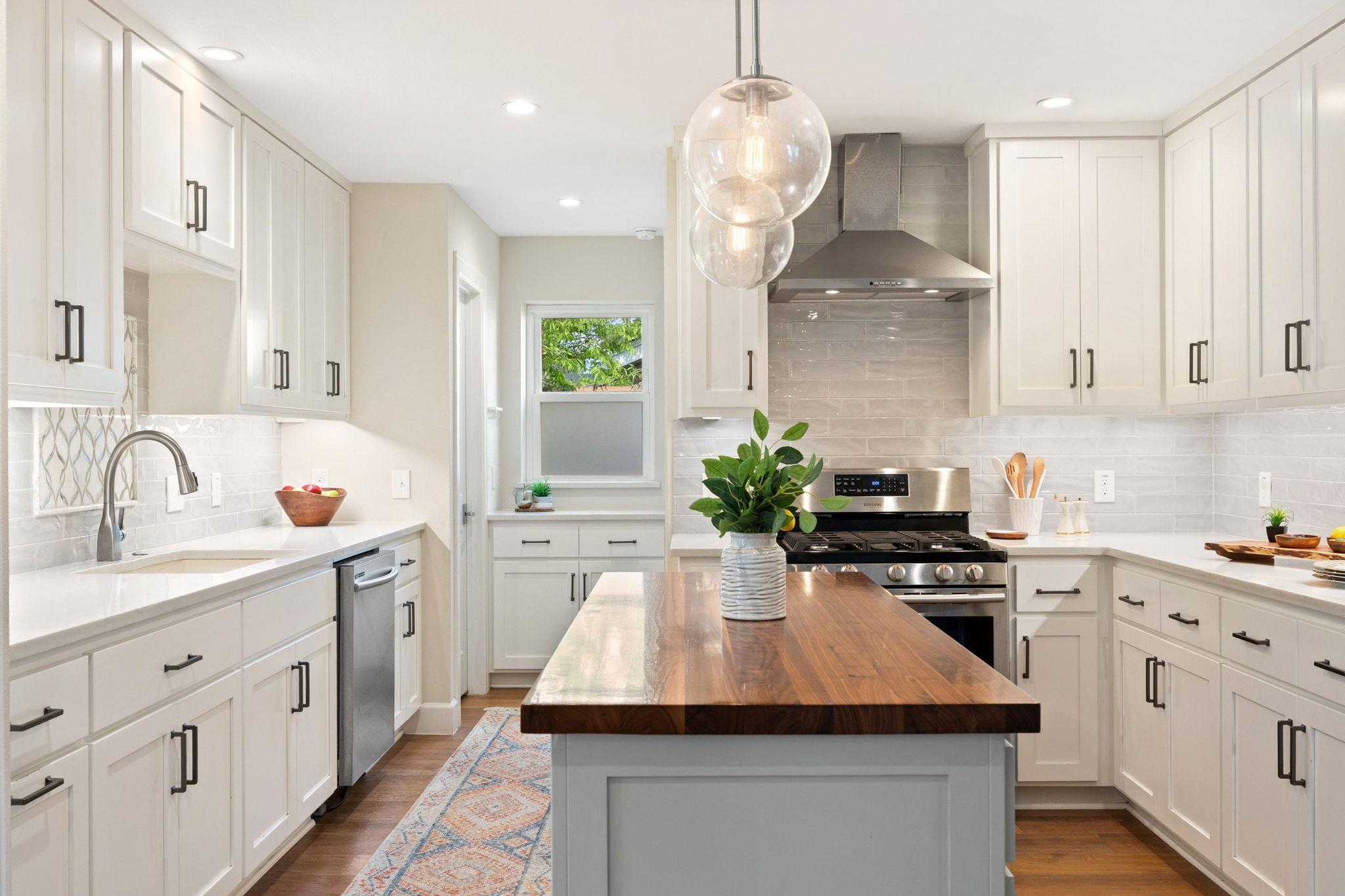 1711 Belford Dr, Austin, TX 78757