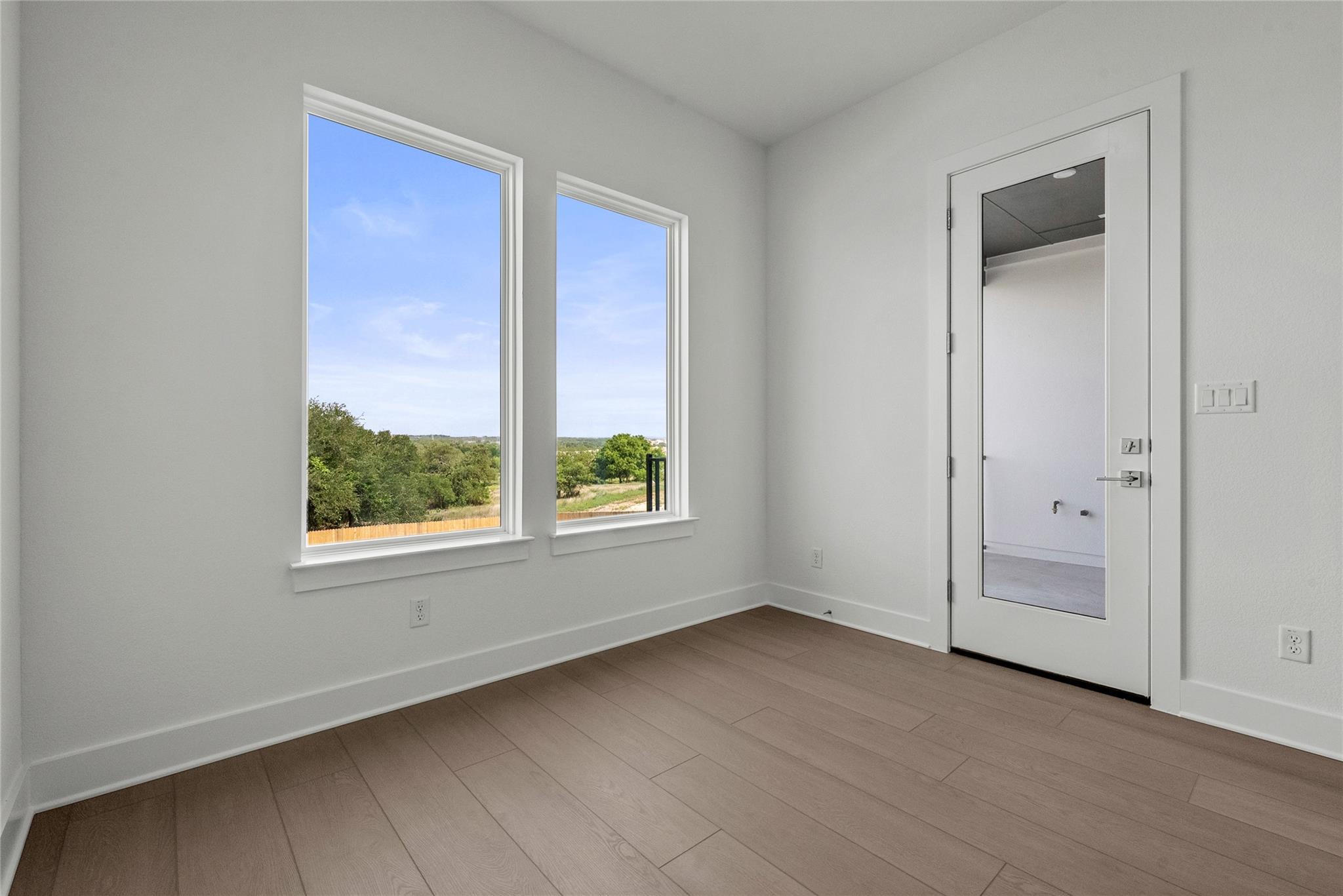 124 Ensberg Ln, Liberty Hill, TX 78642