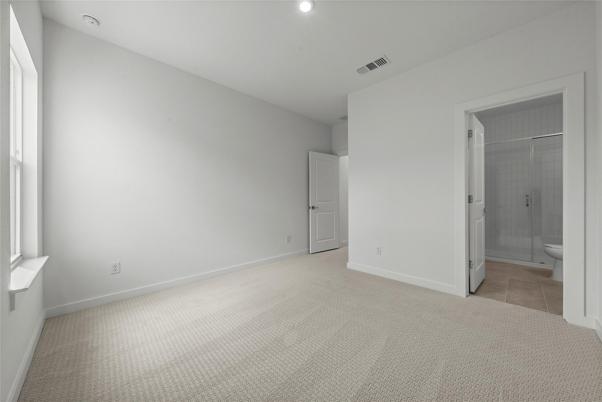 124 Ensberg Ln, Liberty Hill, TX 78642