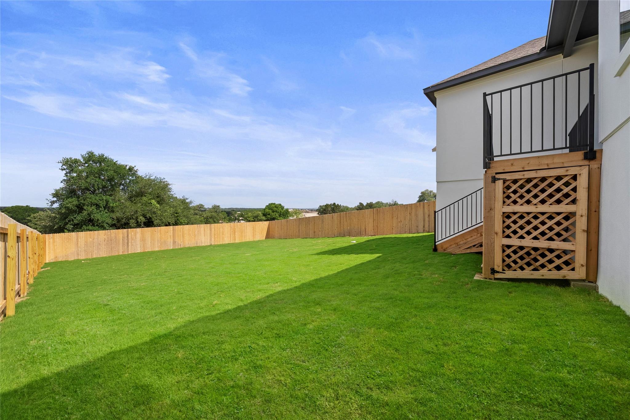 124 Ensberg Ln, Liberty Hill, TX 78642