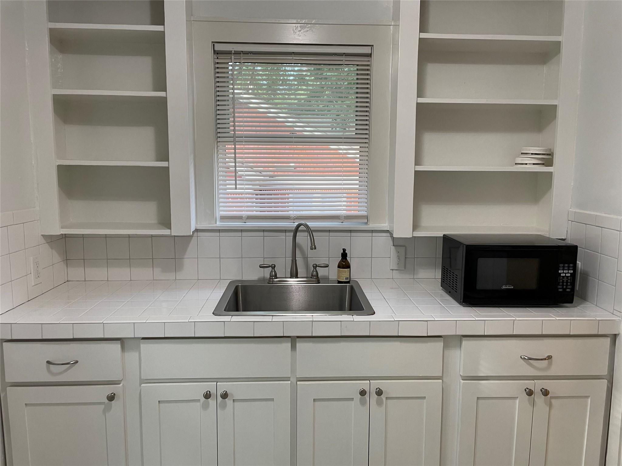 507 Texas Ave # B, Austin, TX 78705