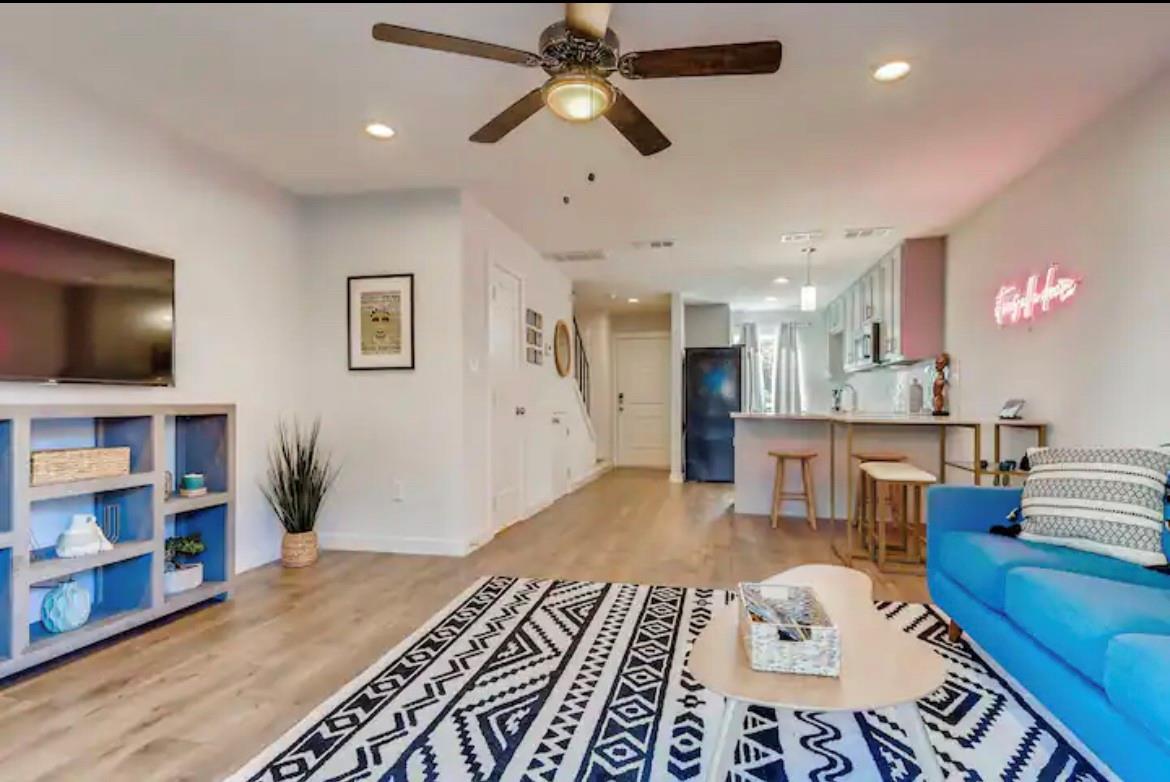 3810 Southway Dr # 102, Austin, TX 78704