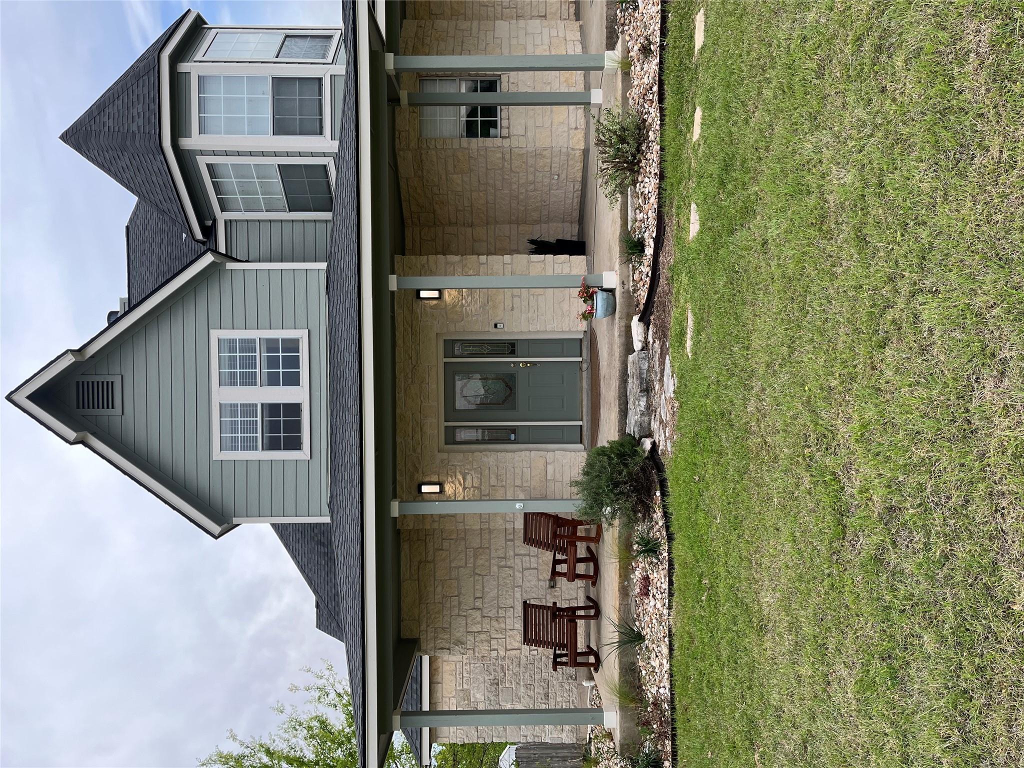 913 County Road 220, Florence, TX 76527