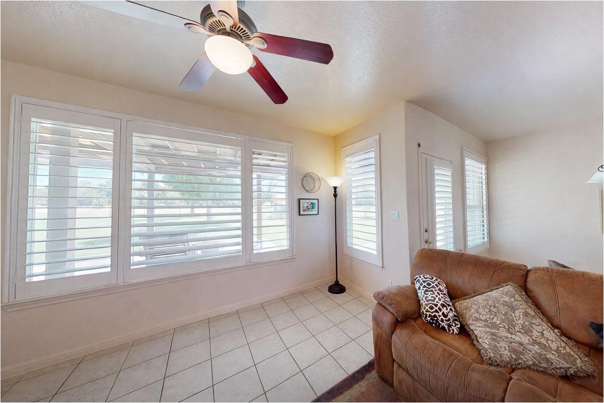 913 County Road 220, Florence, TX 76527