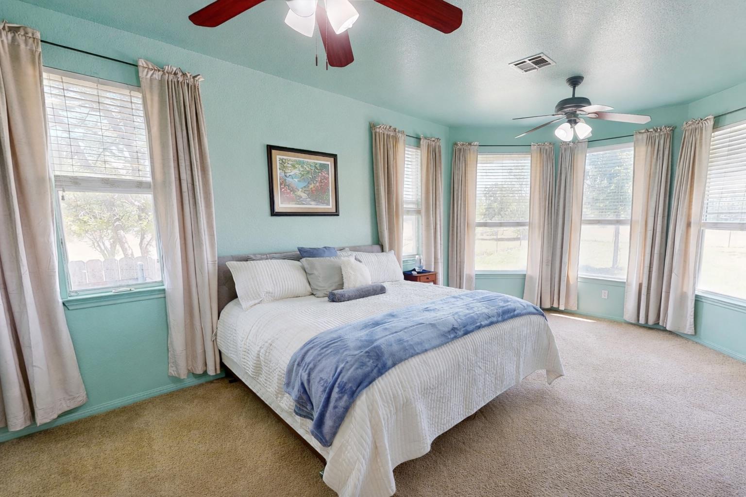 913 County Road 220, Florence, TX 76527