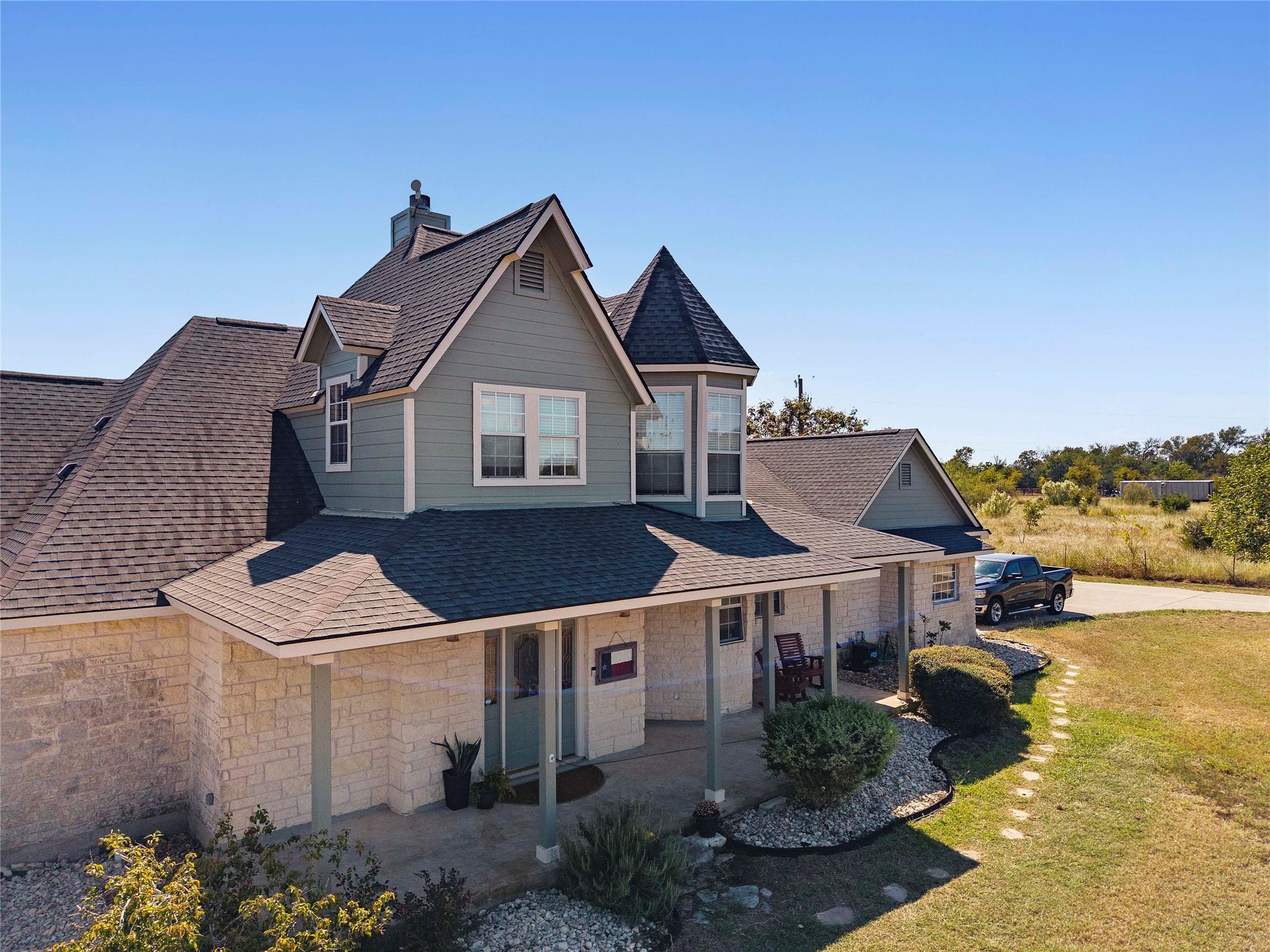 913 County Road 220, Florence, TX 76527