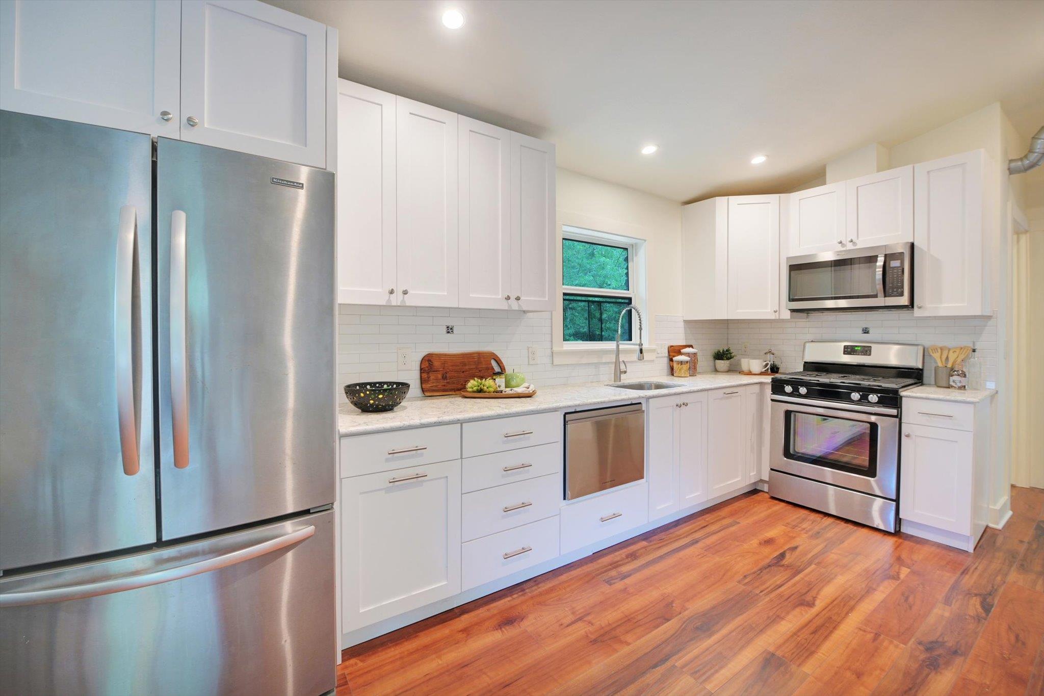 5704 Gloucester Ln # B, Austin, TX 78723