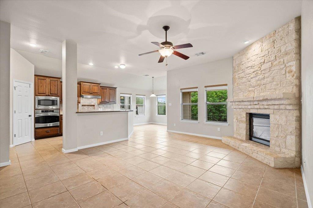 22324 Rock Wren Rd, Spicewood, TX 78669