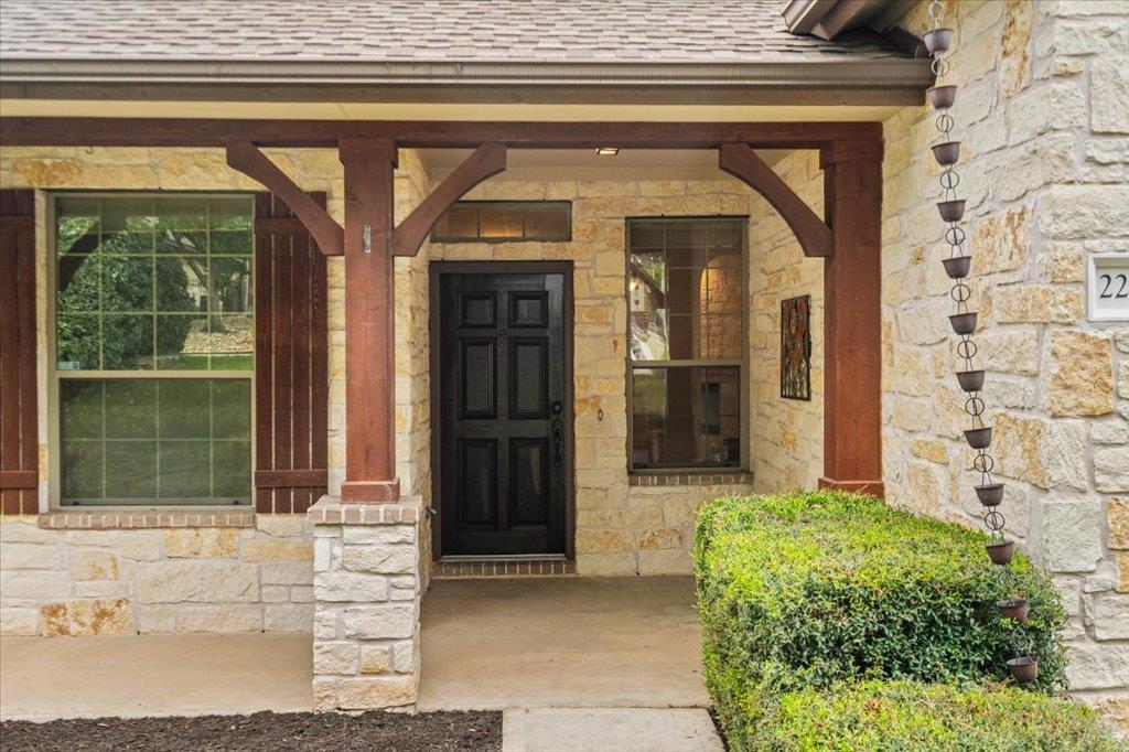 22324 Rock Wren Rd, Spicewood, TX 78669