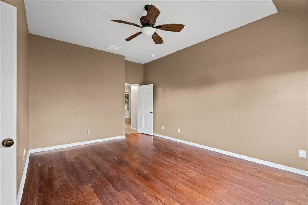 22324 Rock Wren Rd, Spicewood, TX 78669