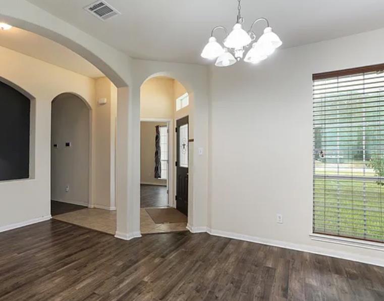 313 S 6th St St, Kenedy, TX 78119